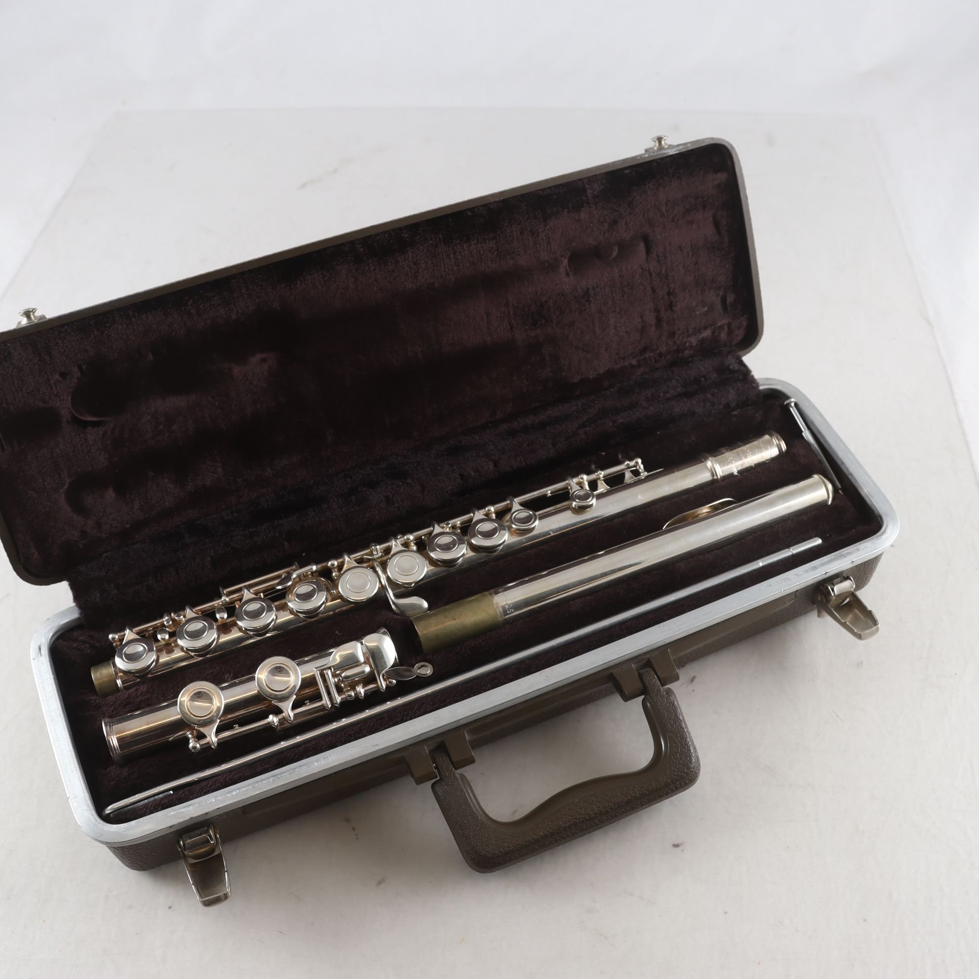 Tvärflöjt, Buesker aristocrat.