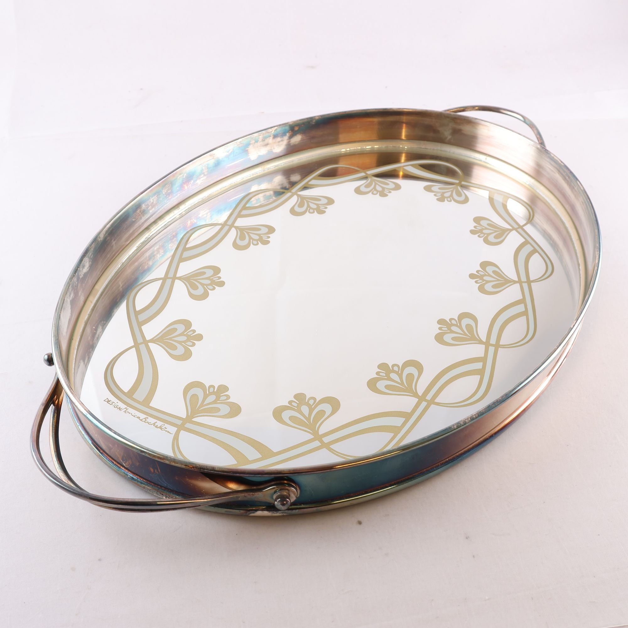 Bricka, Monica Backström, Gense, 1900-talets andra del. Samfraktas ej.