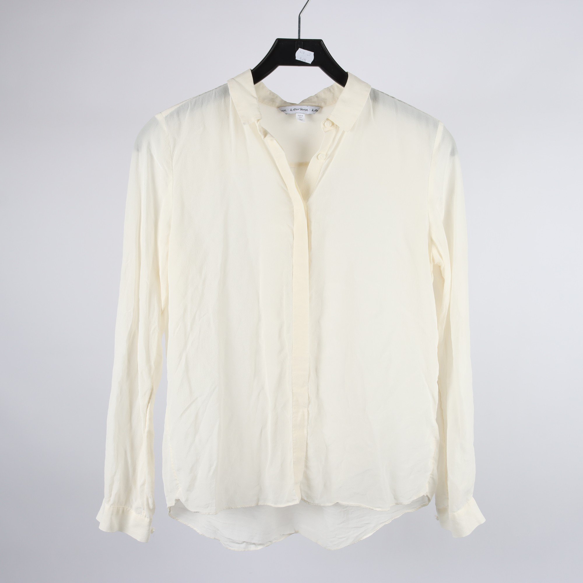 Blus, & Other Stories, offwhite, 100% silke, stl. 34.