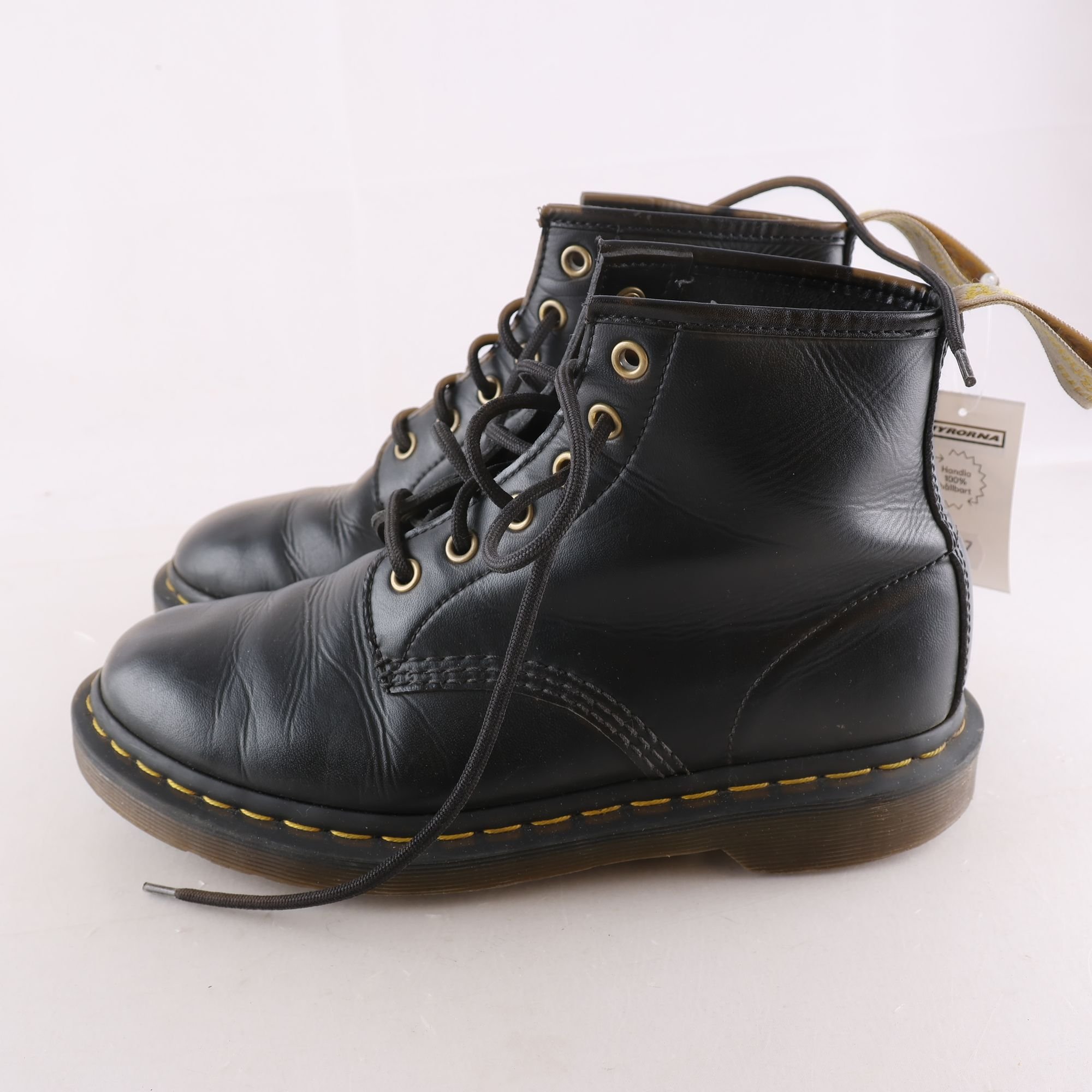 Kängor, Dr. Martens, vegansk läder, stl. 40