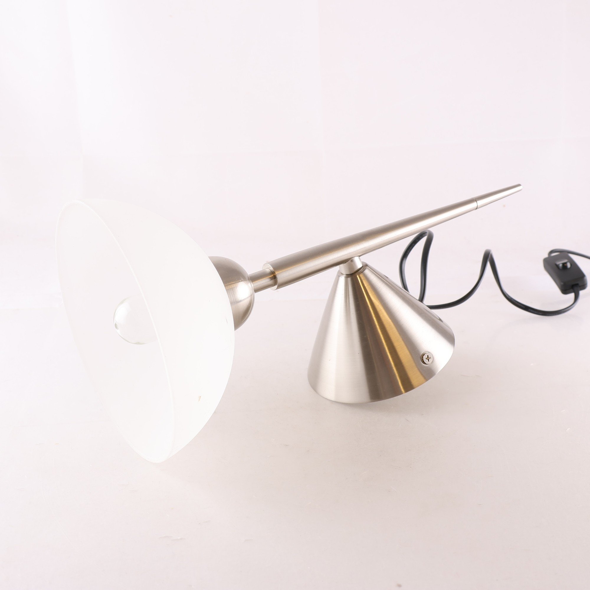 Vägglampa, K&A international. rostfritt stål & glas