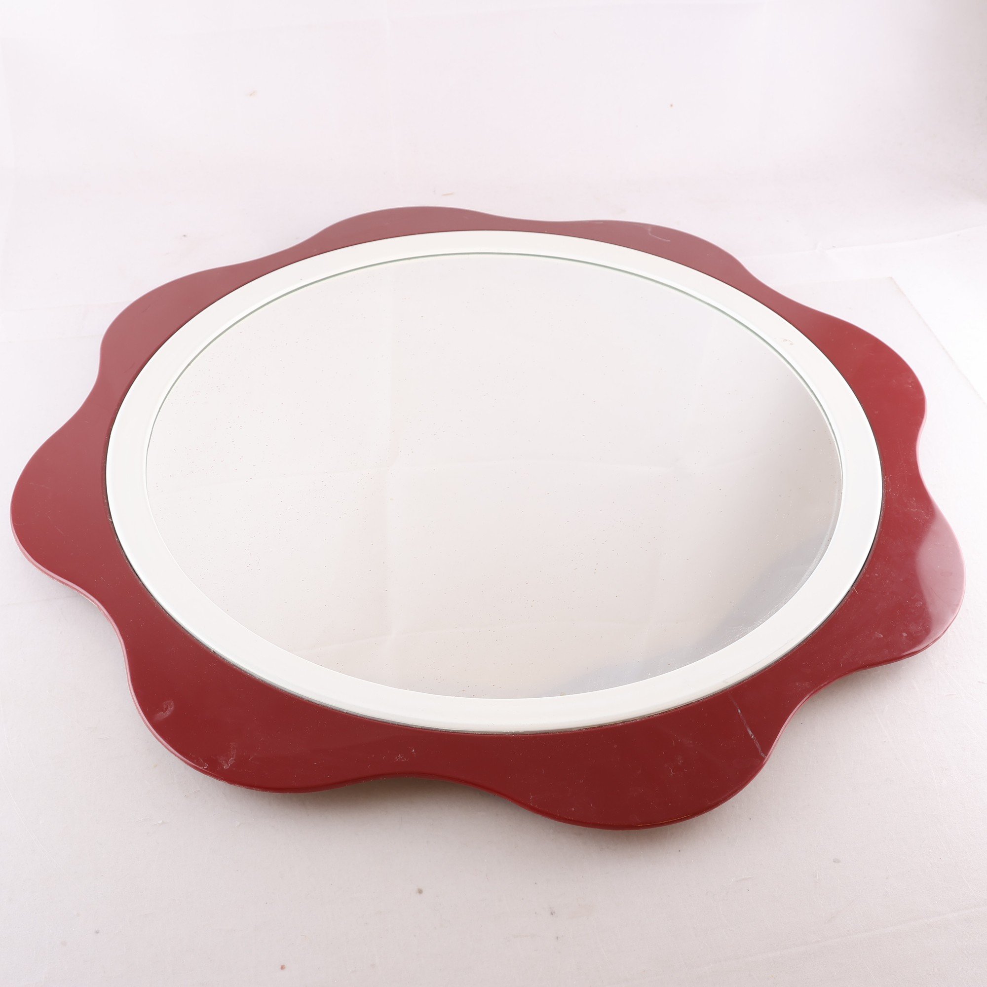 Spegel, Mäkisen Kuvatin oy, Finnmirror, plast. Endast avhämtning