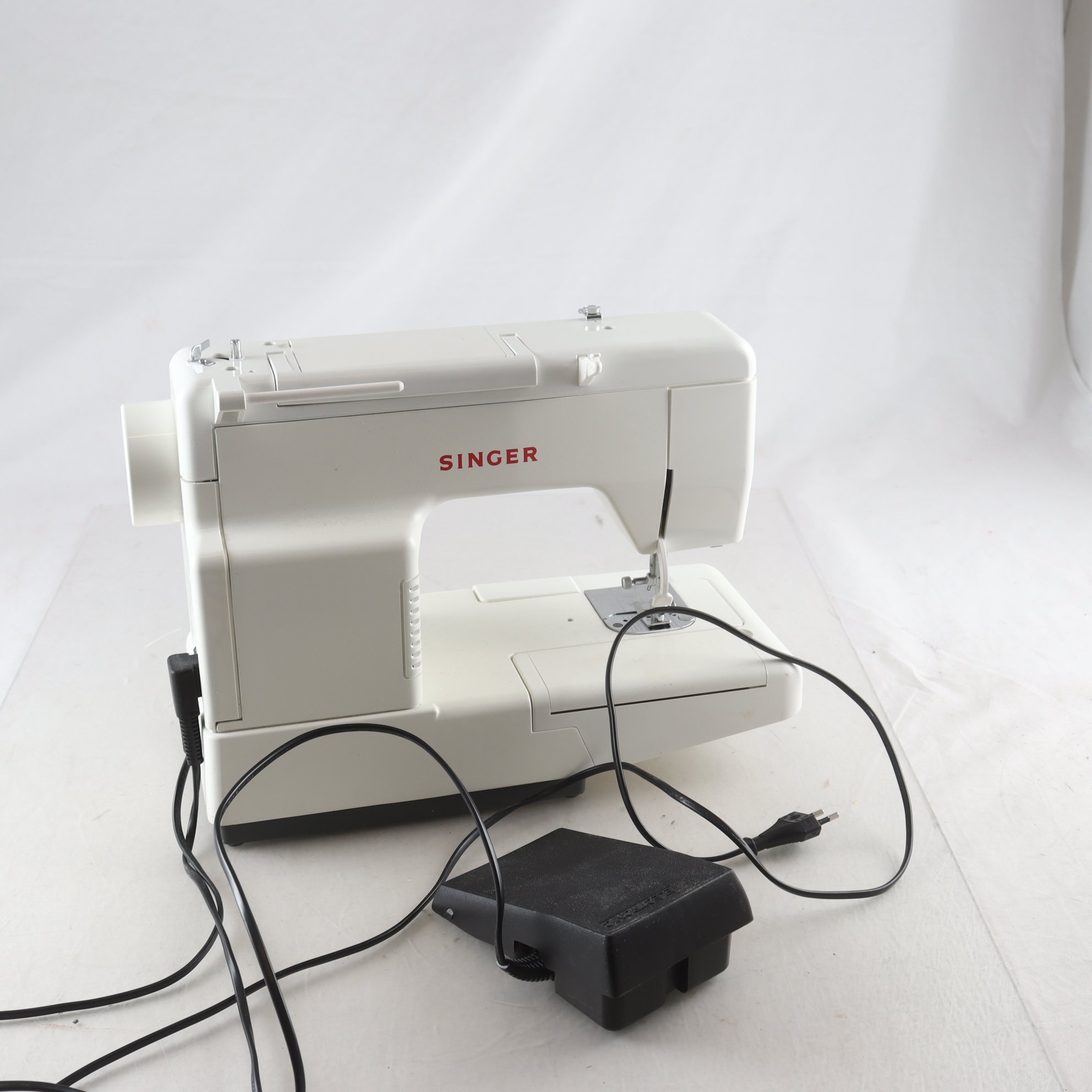 Symaskin, Singer 9810C. Endast avhämtning.