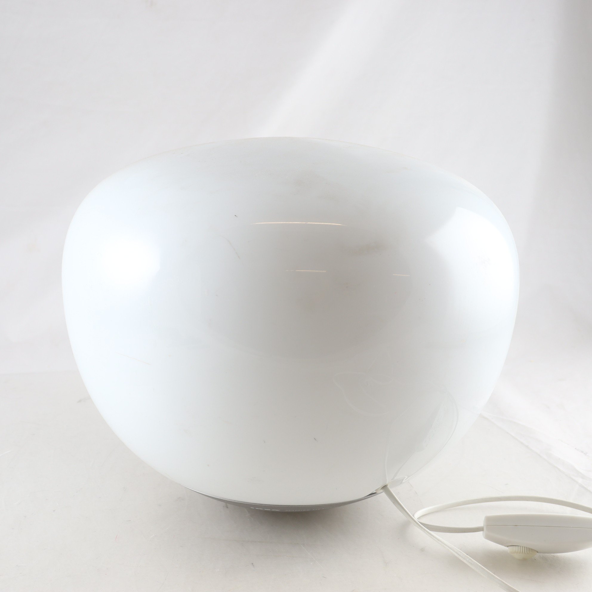 Lampa, Carl Öjerstam, IKEA, Jonisk design. Endast avhämtning.