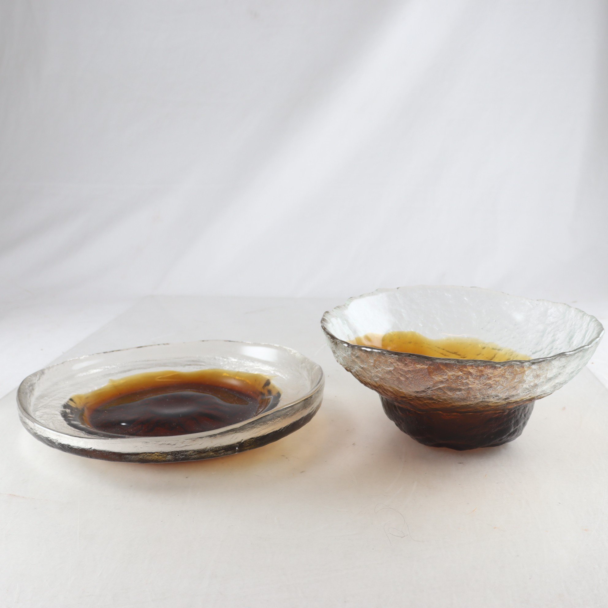 Glasskål, fat, Pertti Santalahti, Humppila Lasi Oy, Filand. Samfraktas ej.