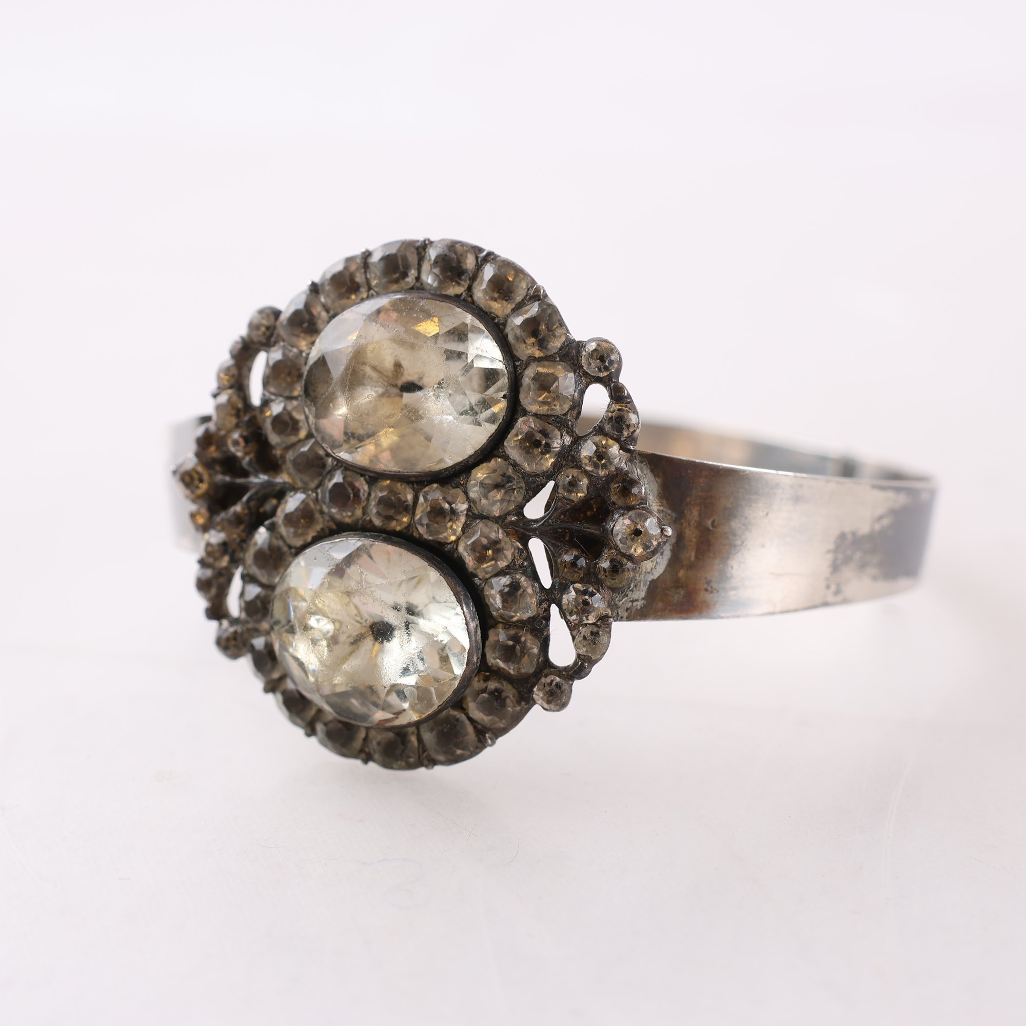 Armband, silver, pastestenar, Anjala, sent 1700-tal, antikt, brv: 17.5g