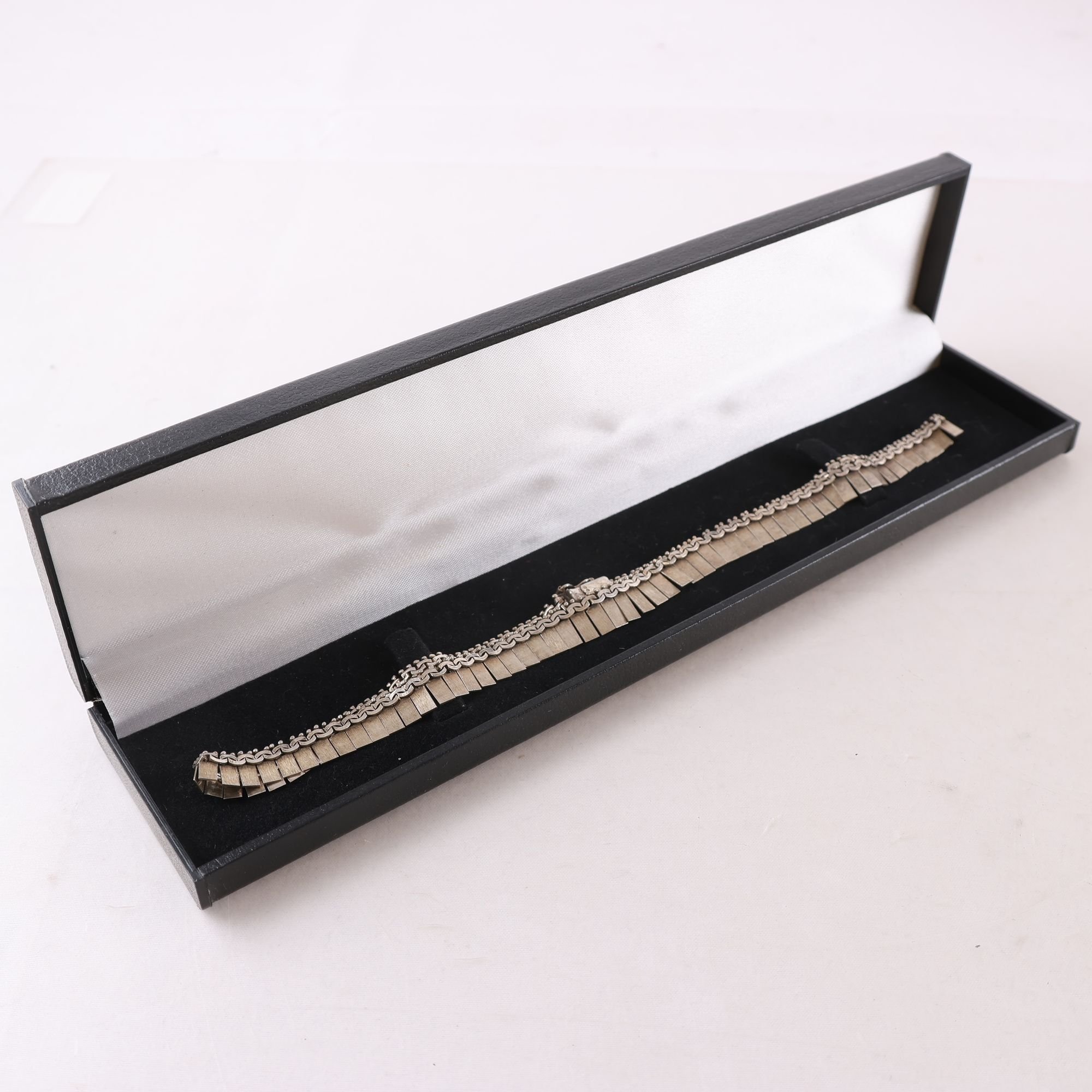 Halsband, collier, silver 830, graderat, vintage, vikt: 19.2g