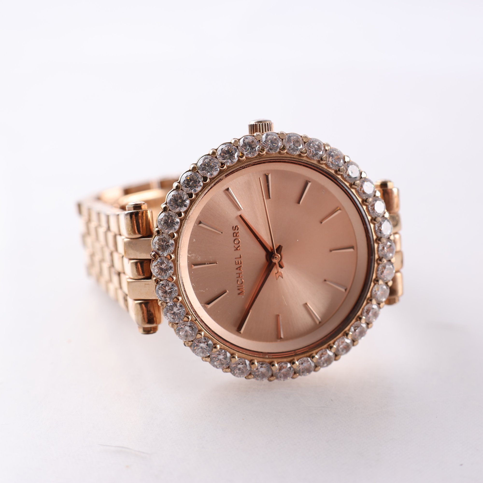 Armandsur, roséfärgat stål, stenar, Michael Kors, quartz