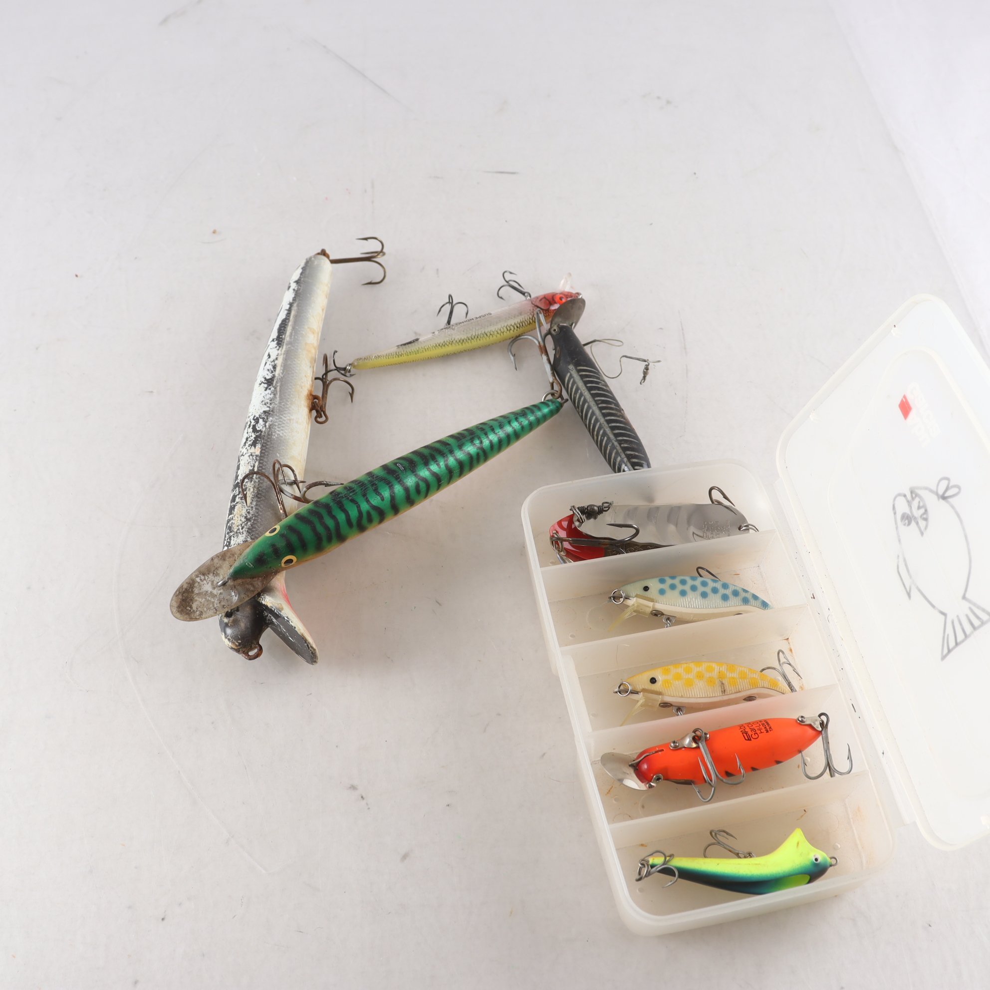 Fiskedrag, Märkesdrag, blandat.