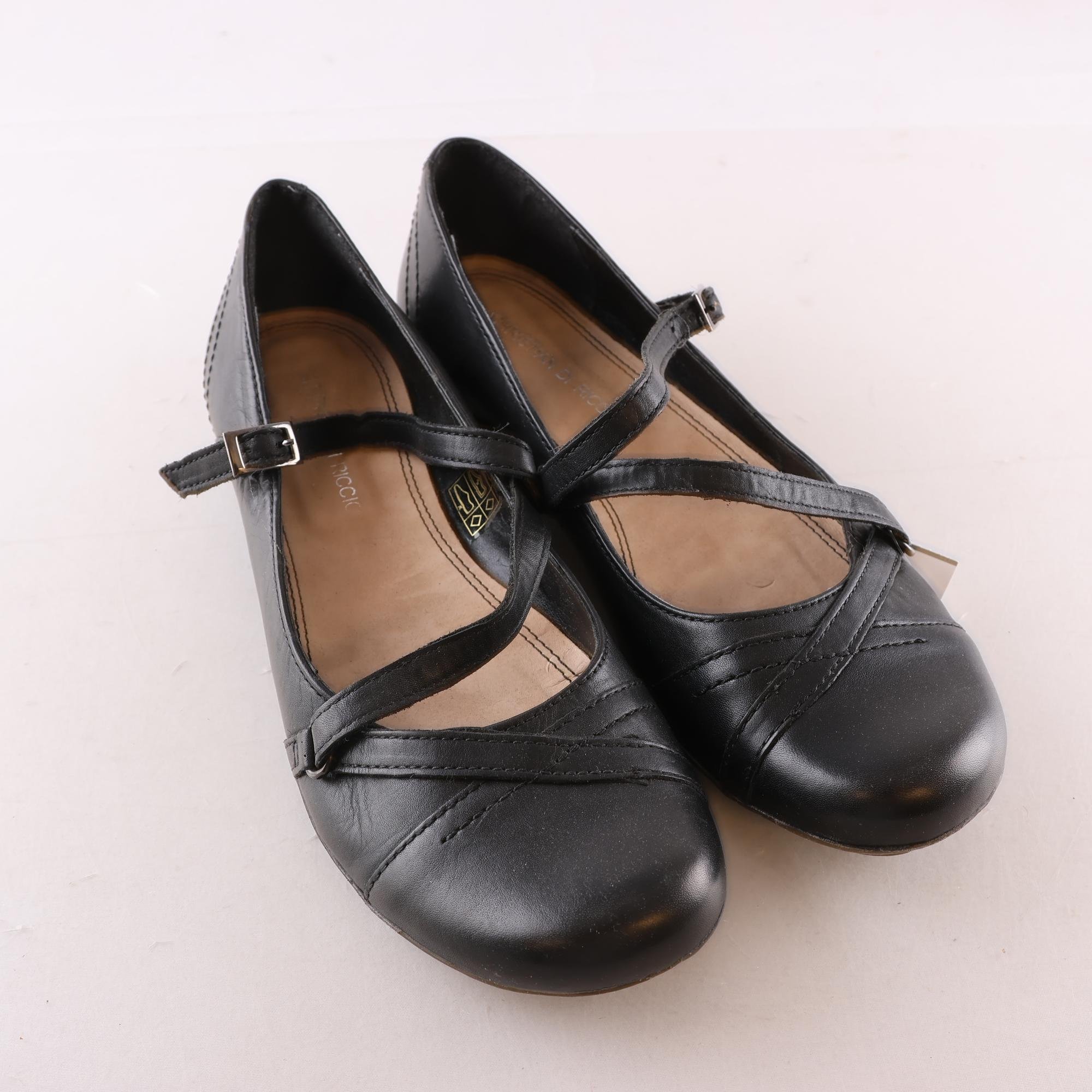 Sandaler, Christian di Riccio, svart, stl. 38.