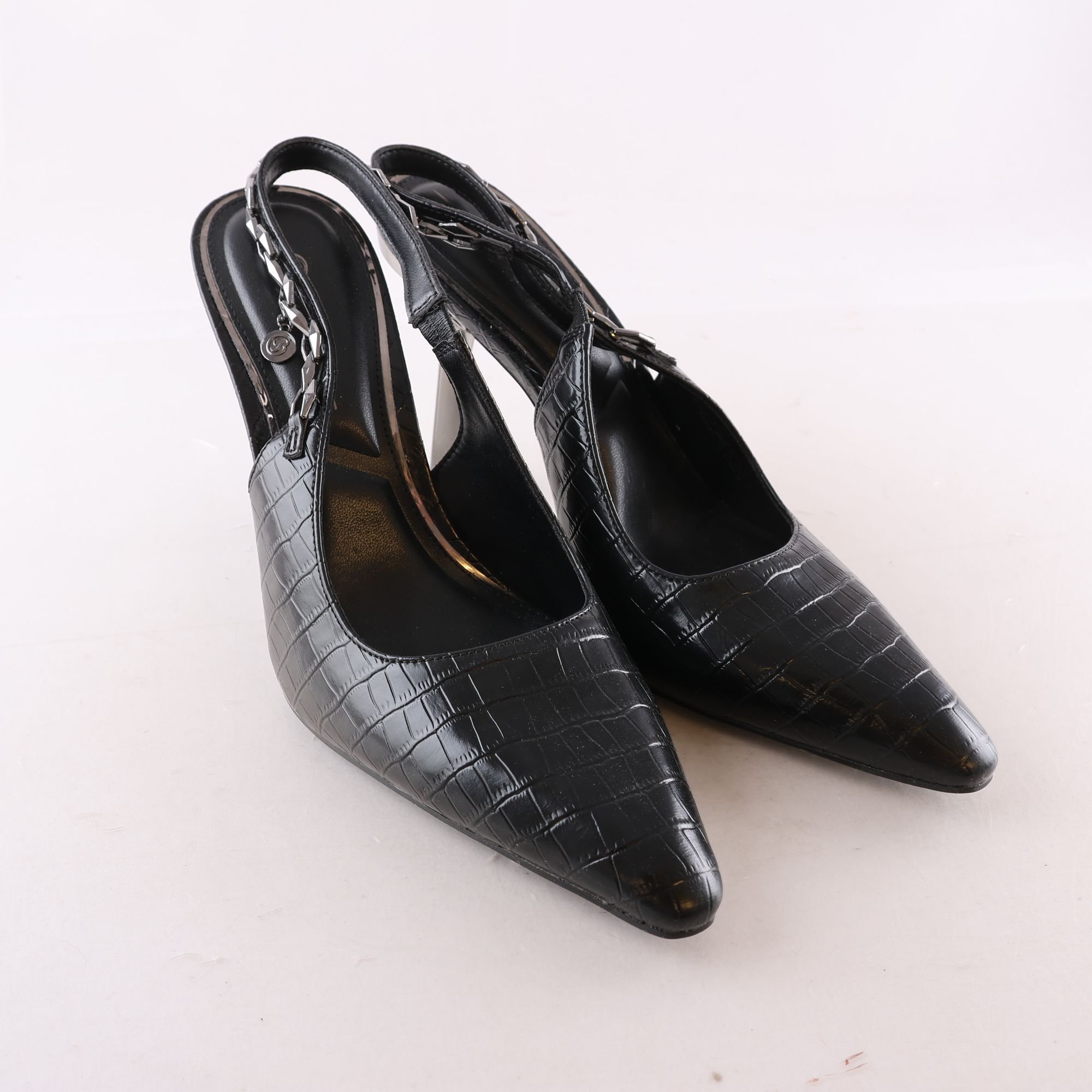 Klackskor, Buffalo, svart, stl. 40.