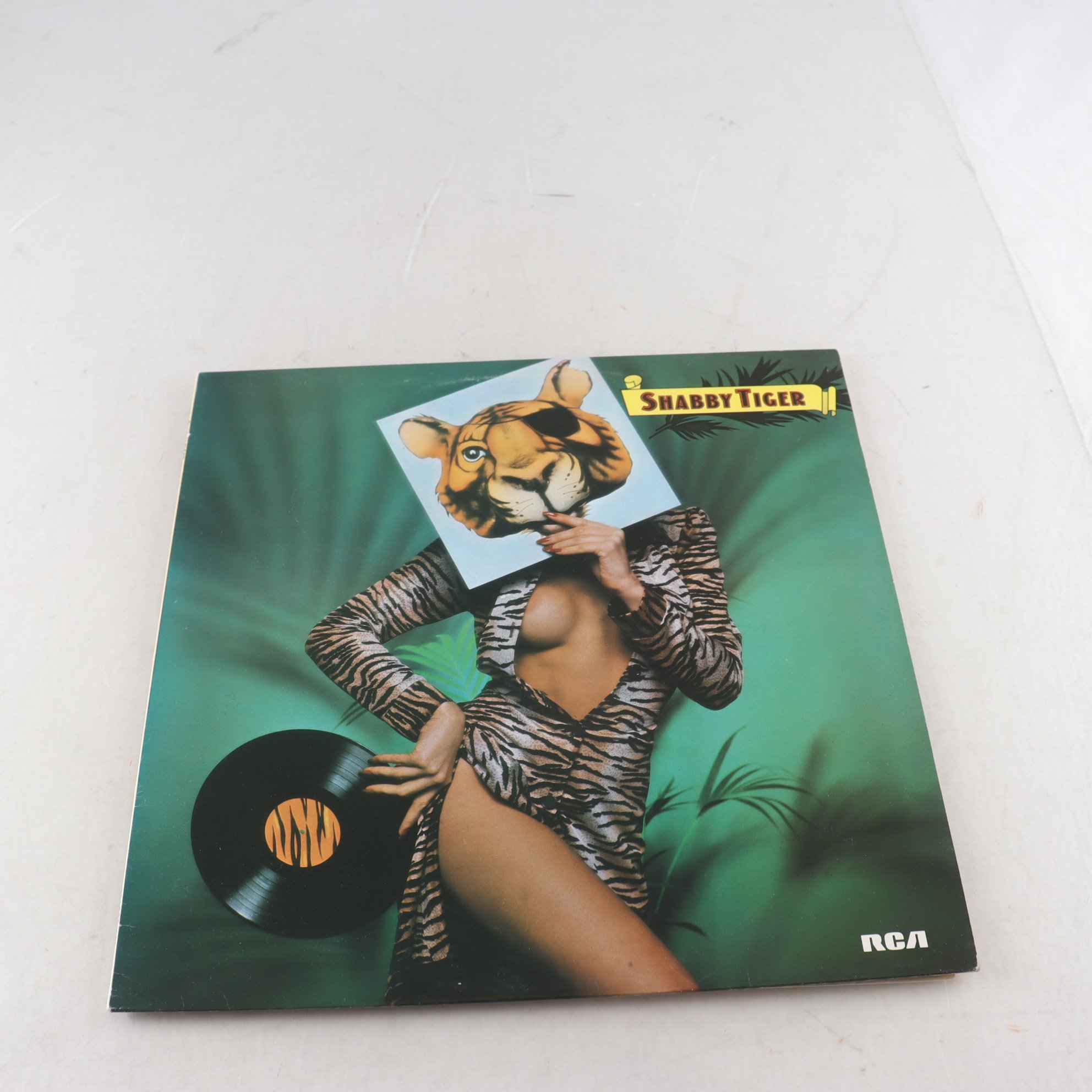 LP Shabby Tiger, S/T