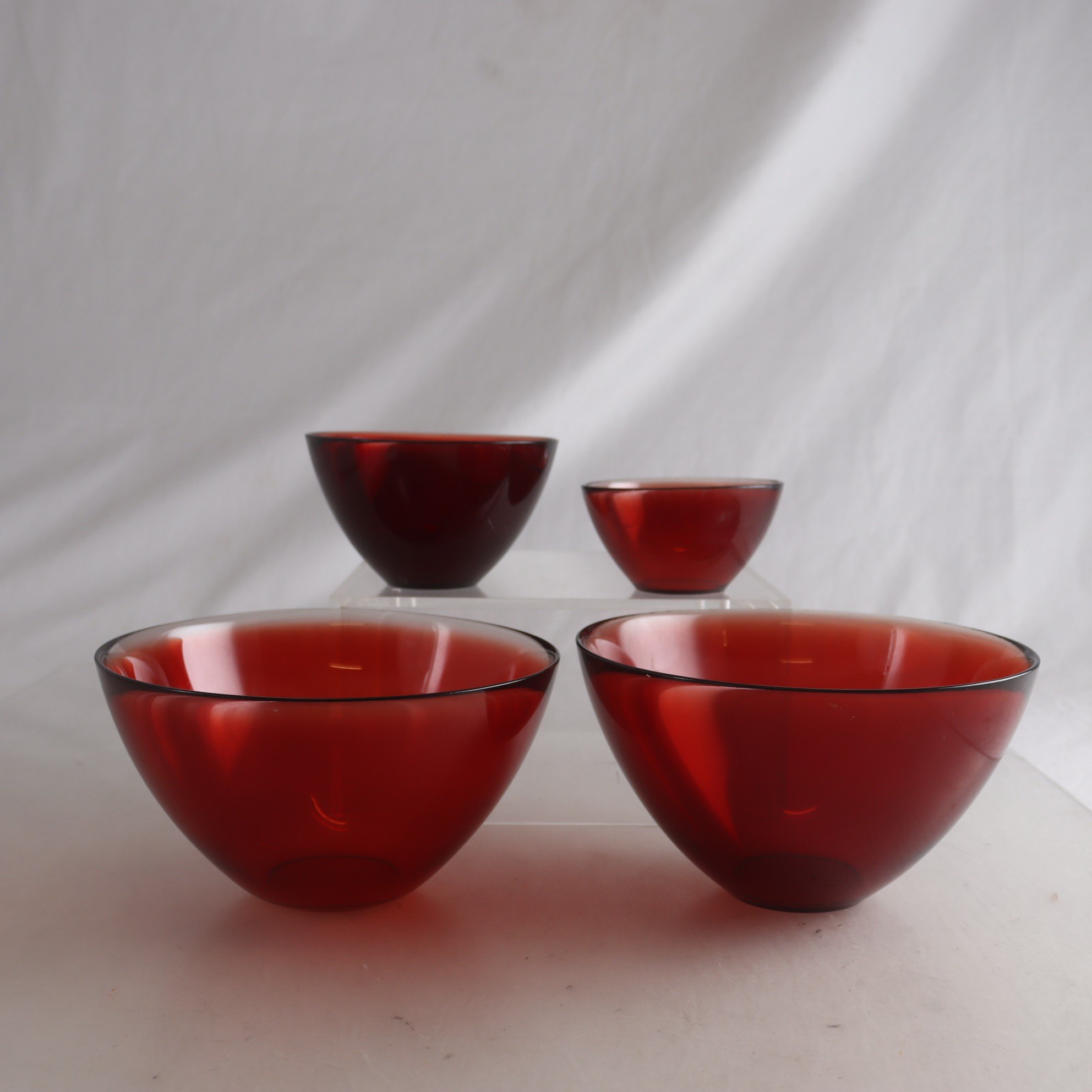 Skålar, Fuga, Sven Palmqvist, Orrefors, 4 st. Samfraktas ej.