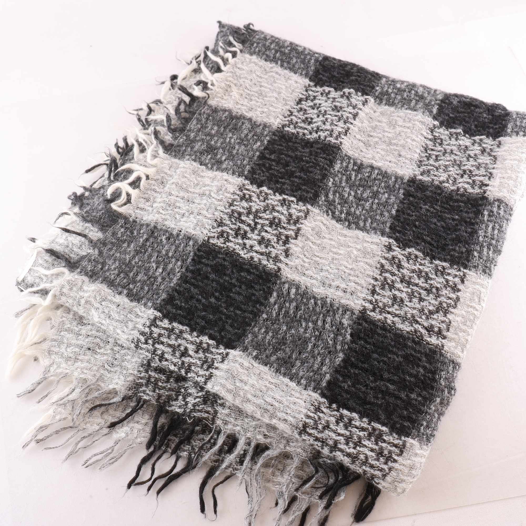 Halsduk, HOPE, mönstrad