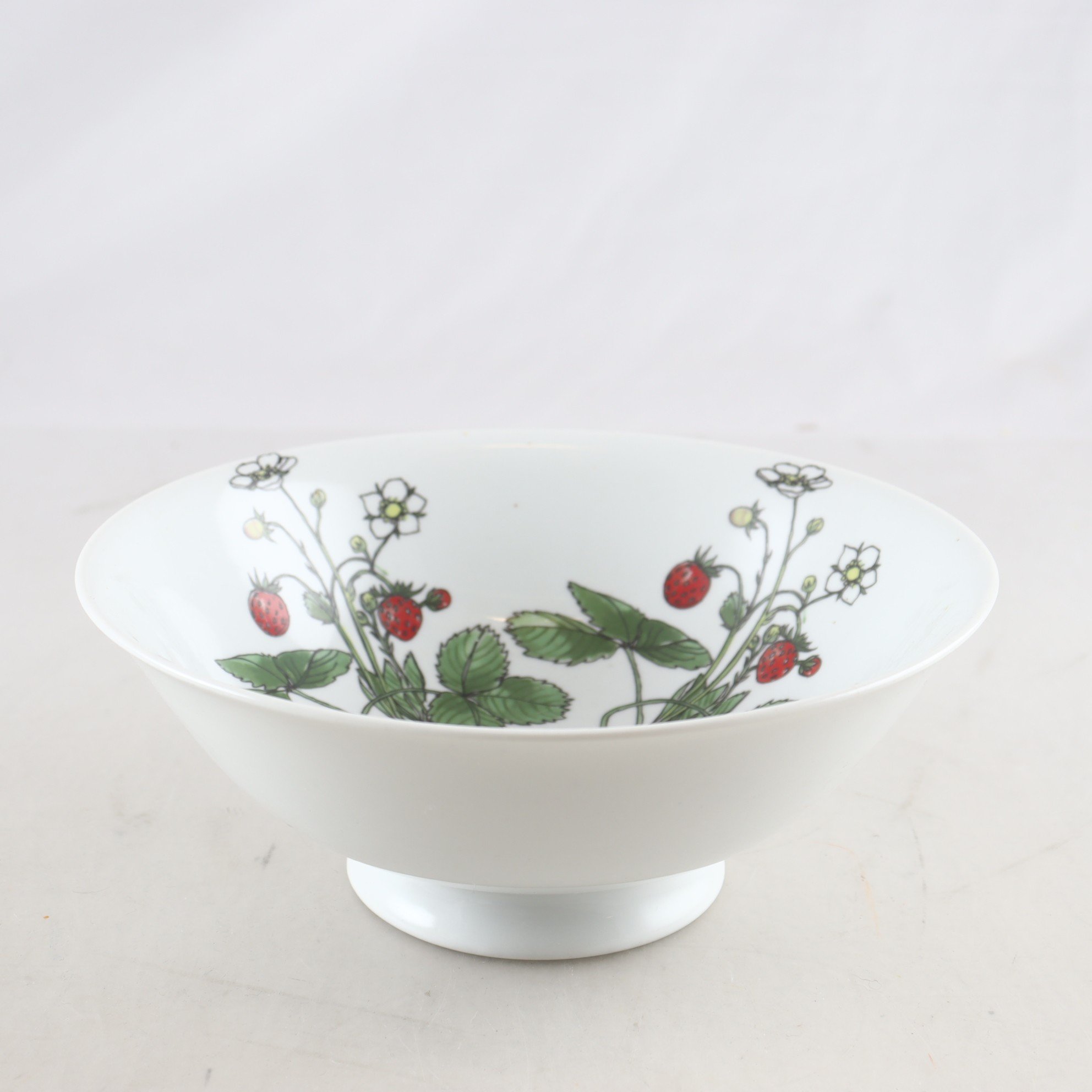 Skål, Ikea, ’Midsommar’ Marguitte Walfridsson,