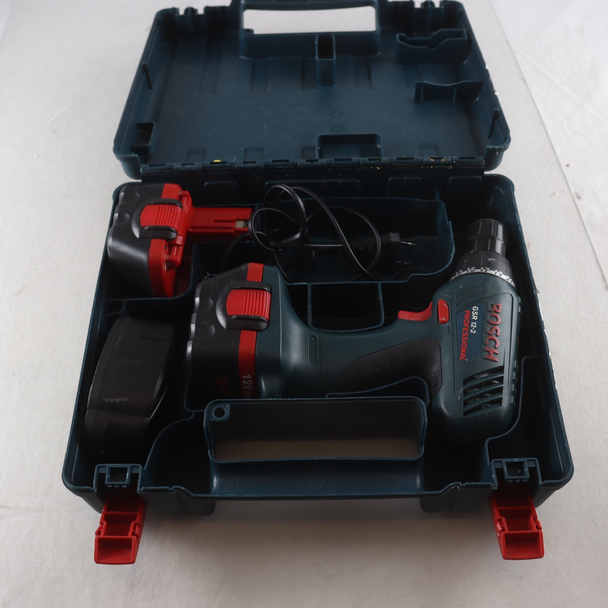 Skruvdragare, Bosch GSR 12-2. Samfraktas ej.