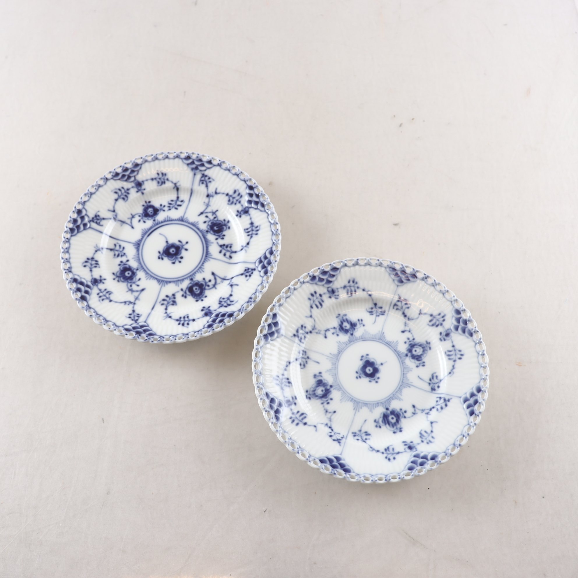 Assietter, Royal copenhagen, Musselmalet, 2 st