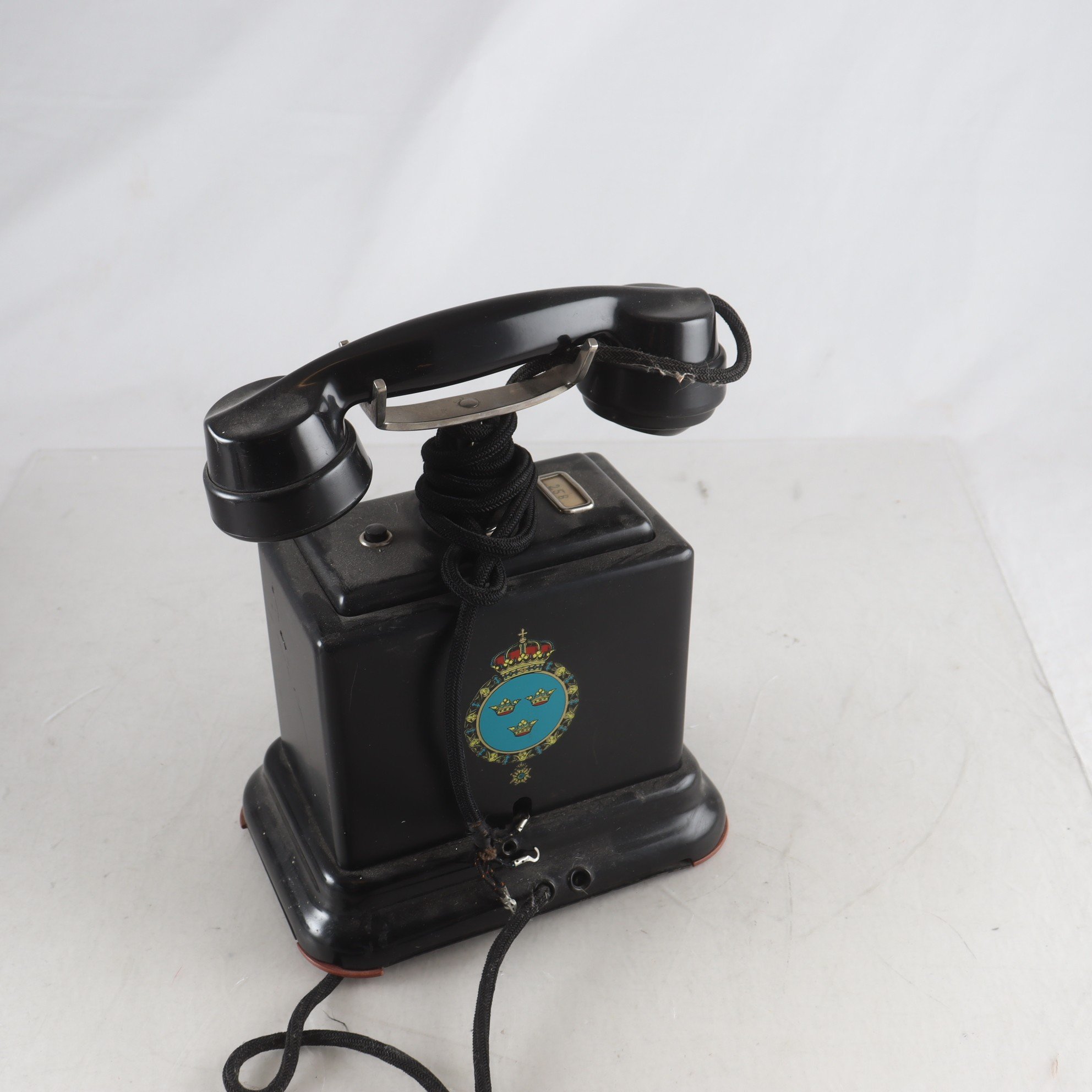 Vevtelefon. Samfraktas ej.