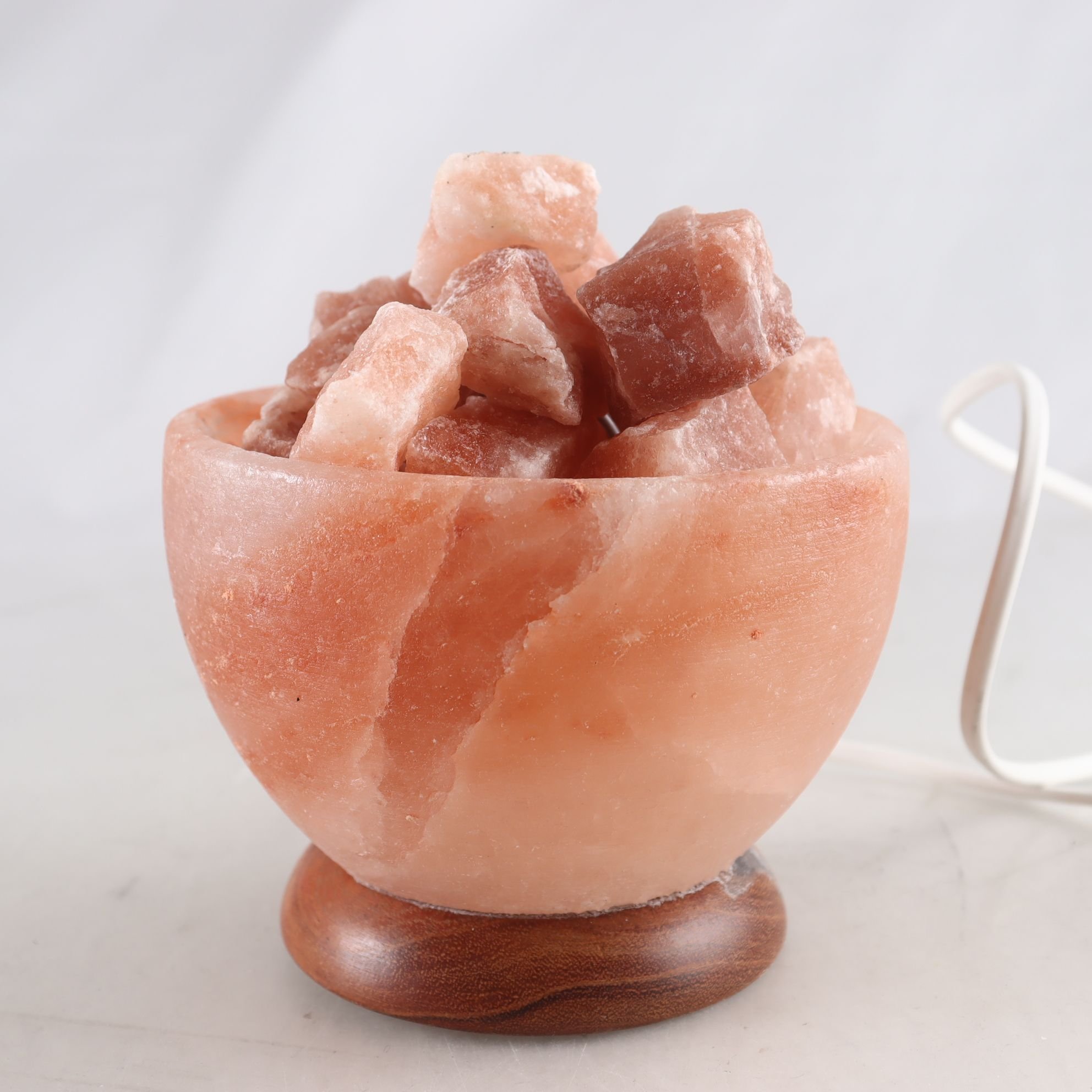 Saltlampa. Samfraktas ej.