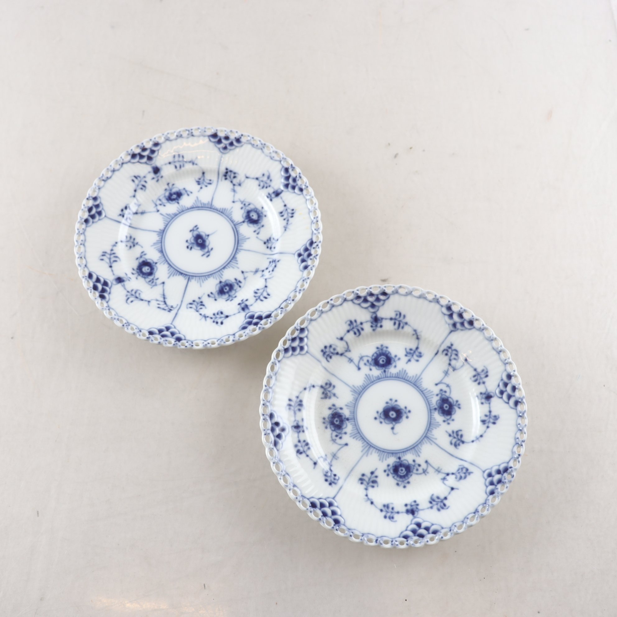 Assietter, Royal copenhagen, Musselmalet, 2 st