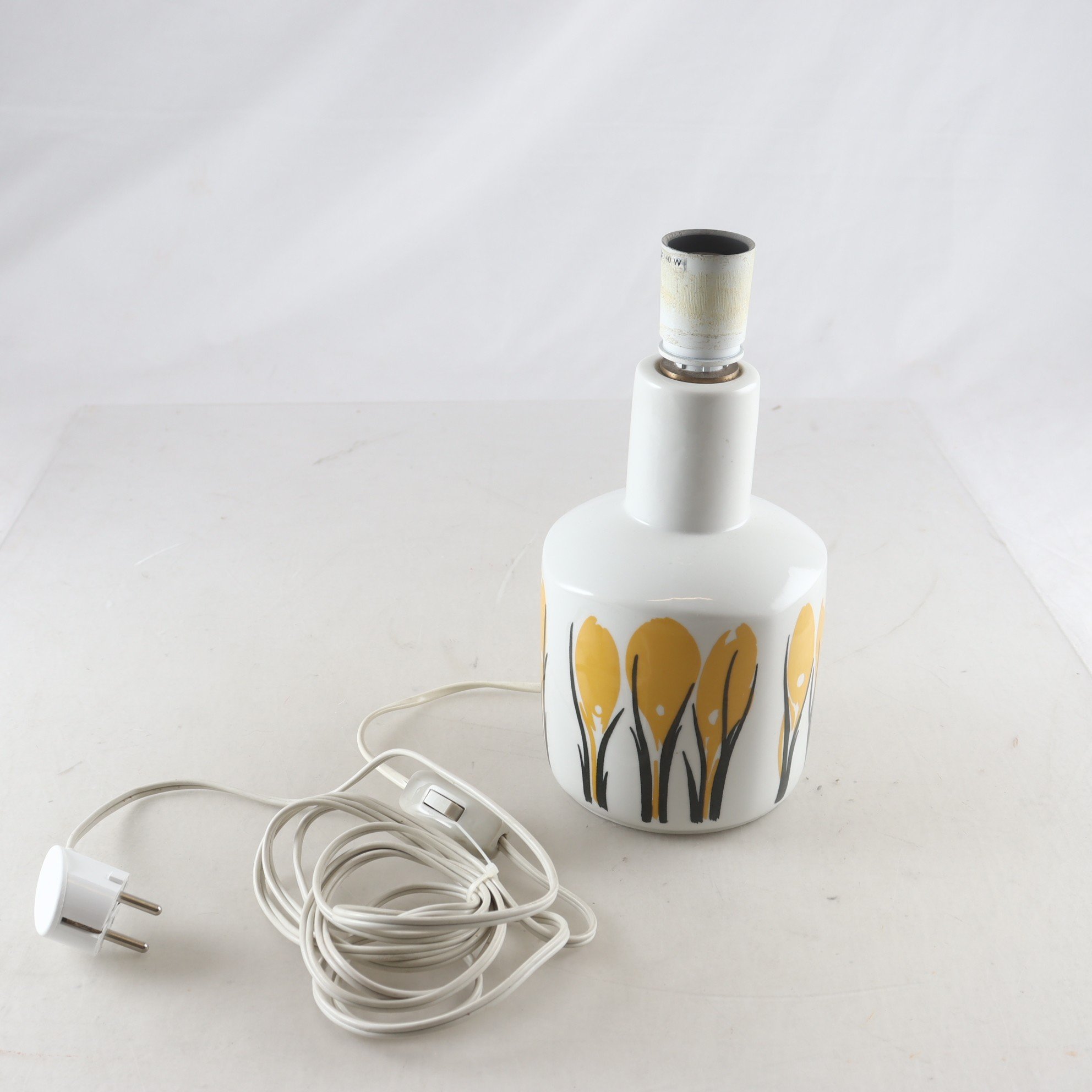 Bordslampa, Bing & gröndal, porslin.