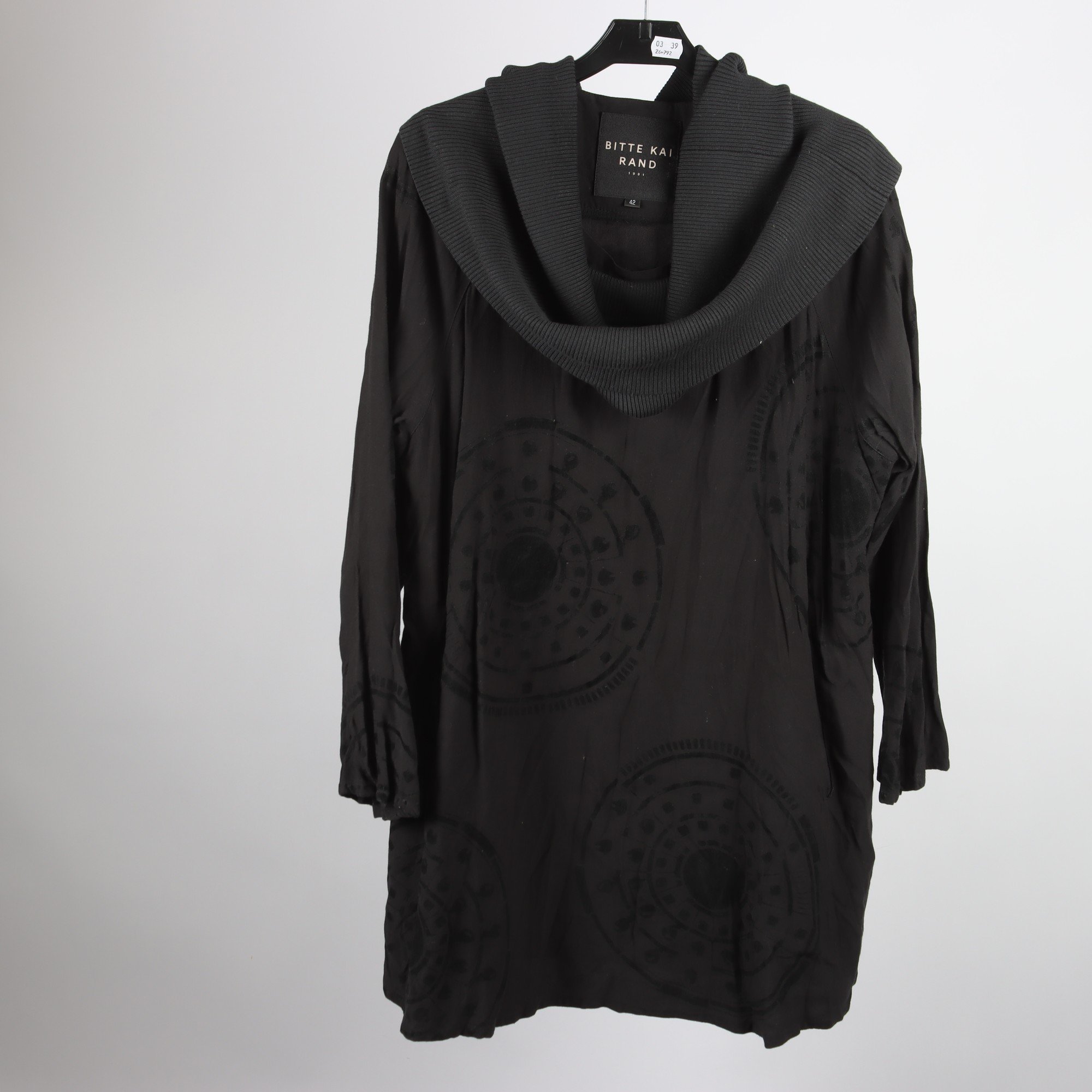 Blus, Bitte Kai Rand, stl. 42