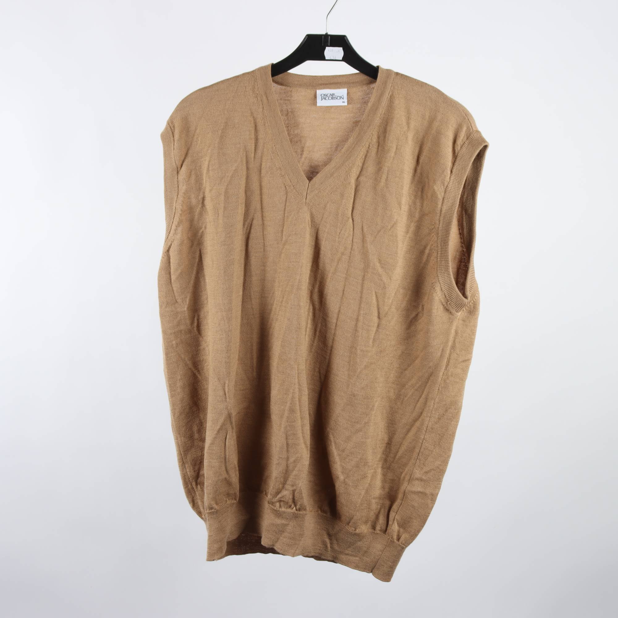 Väst, Oscar Jacobson, brun, ull, stl. XL.