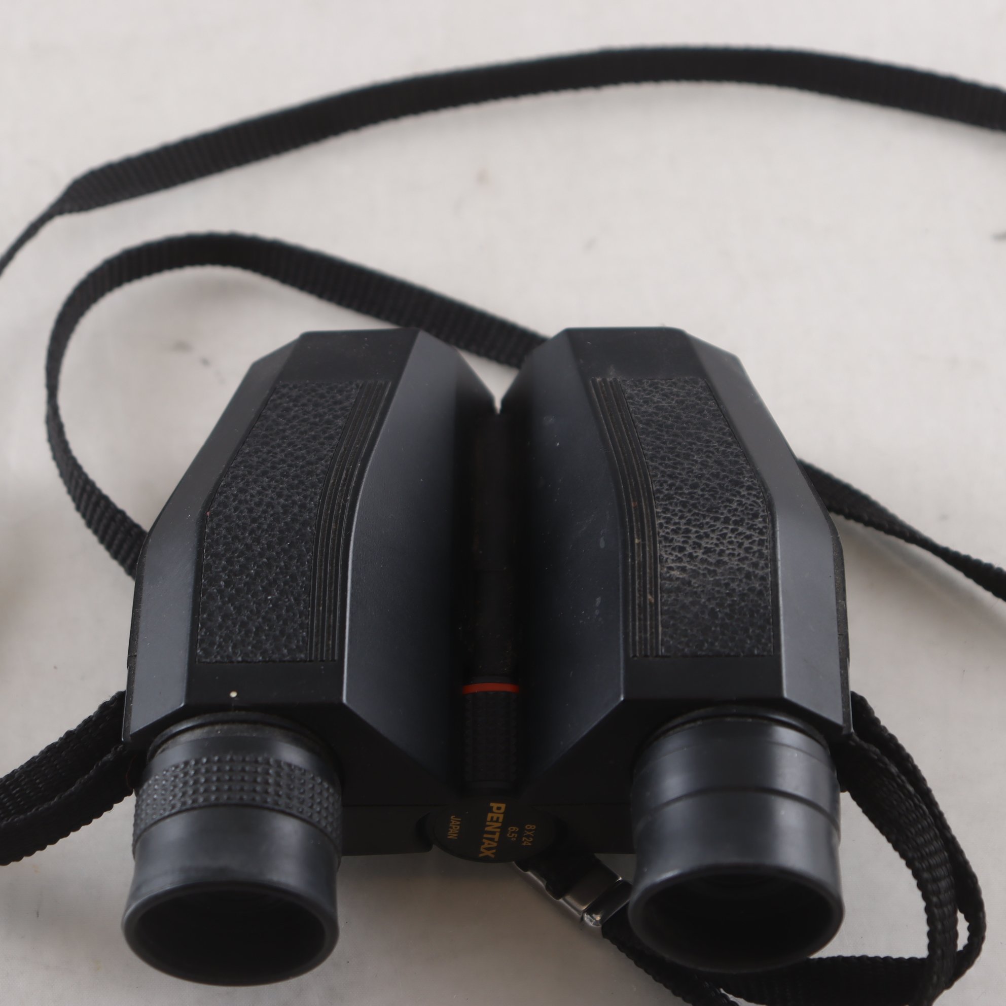 Kikare, Pentax 8×24