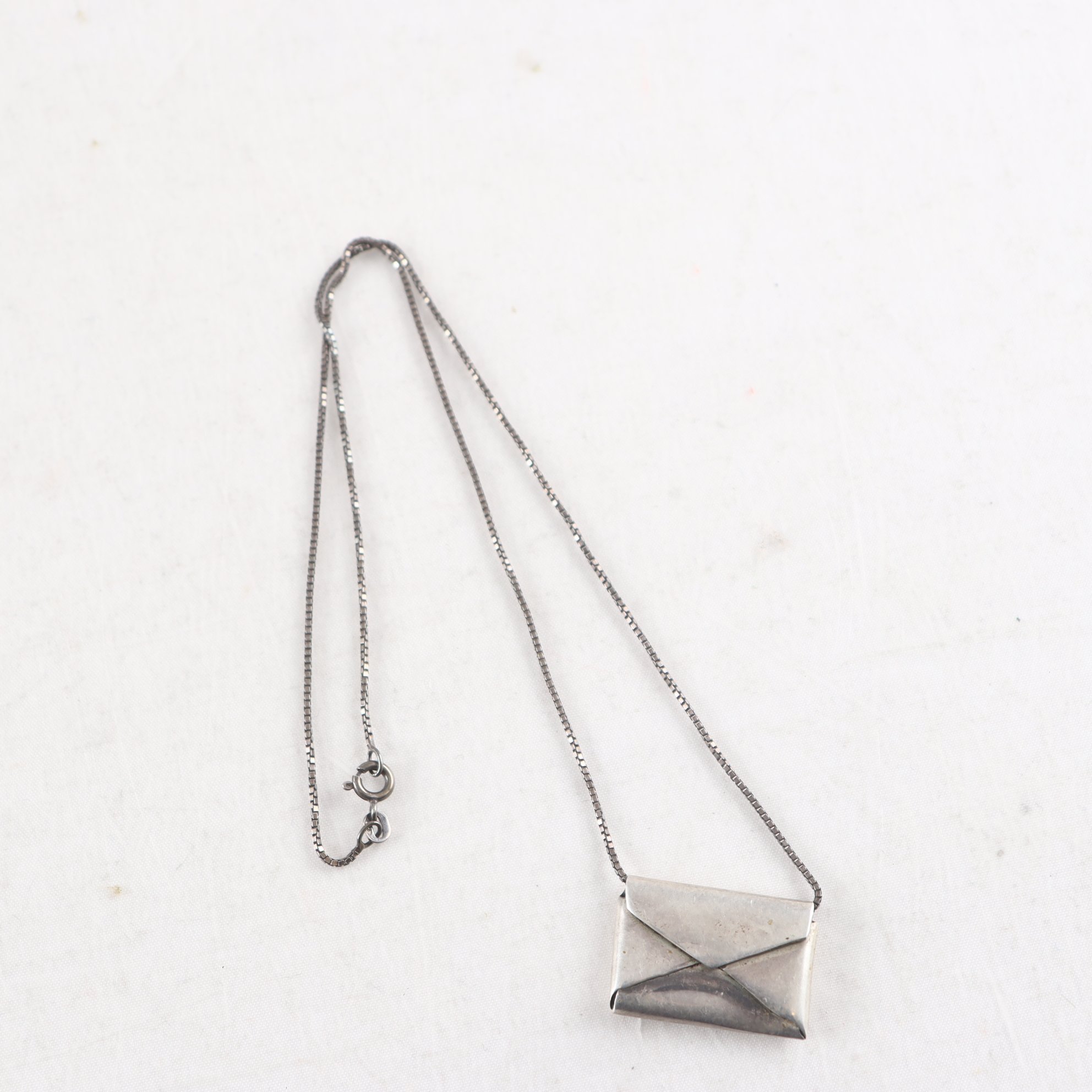 Halsband med hänge, Karin Ferner, silver 925.