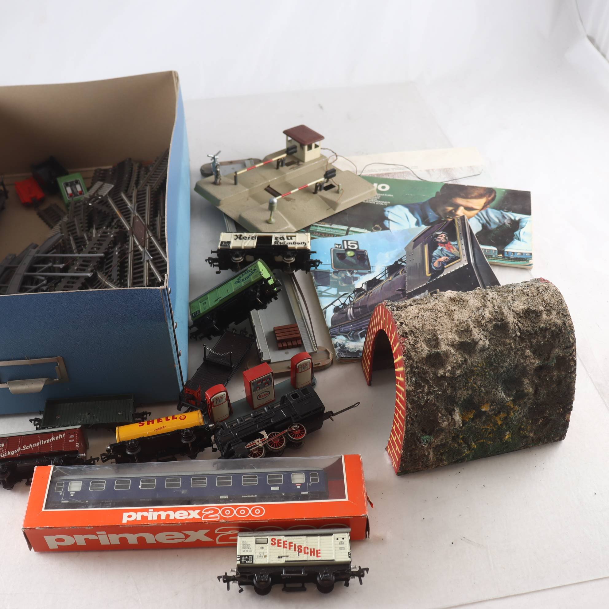 Tågset, Märklin mfl. Samfraktas ej.