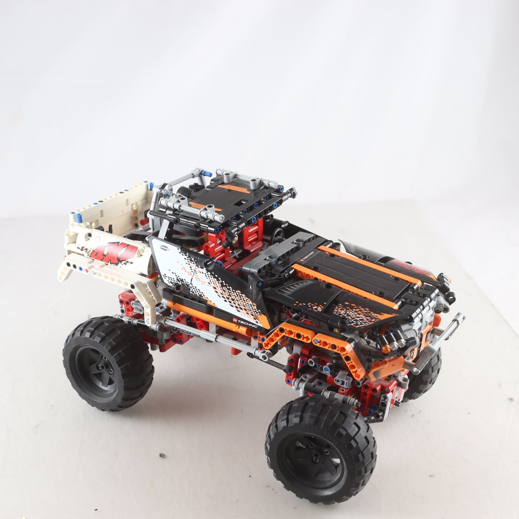 Lego, Lego technic jeep. Samfraktas ej.