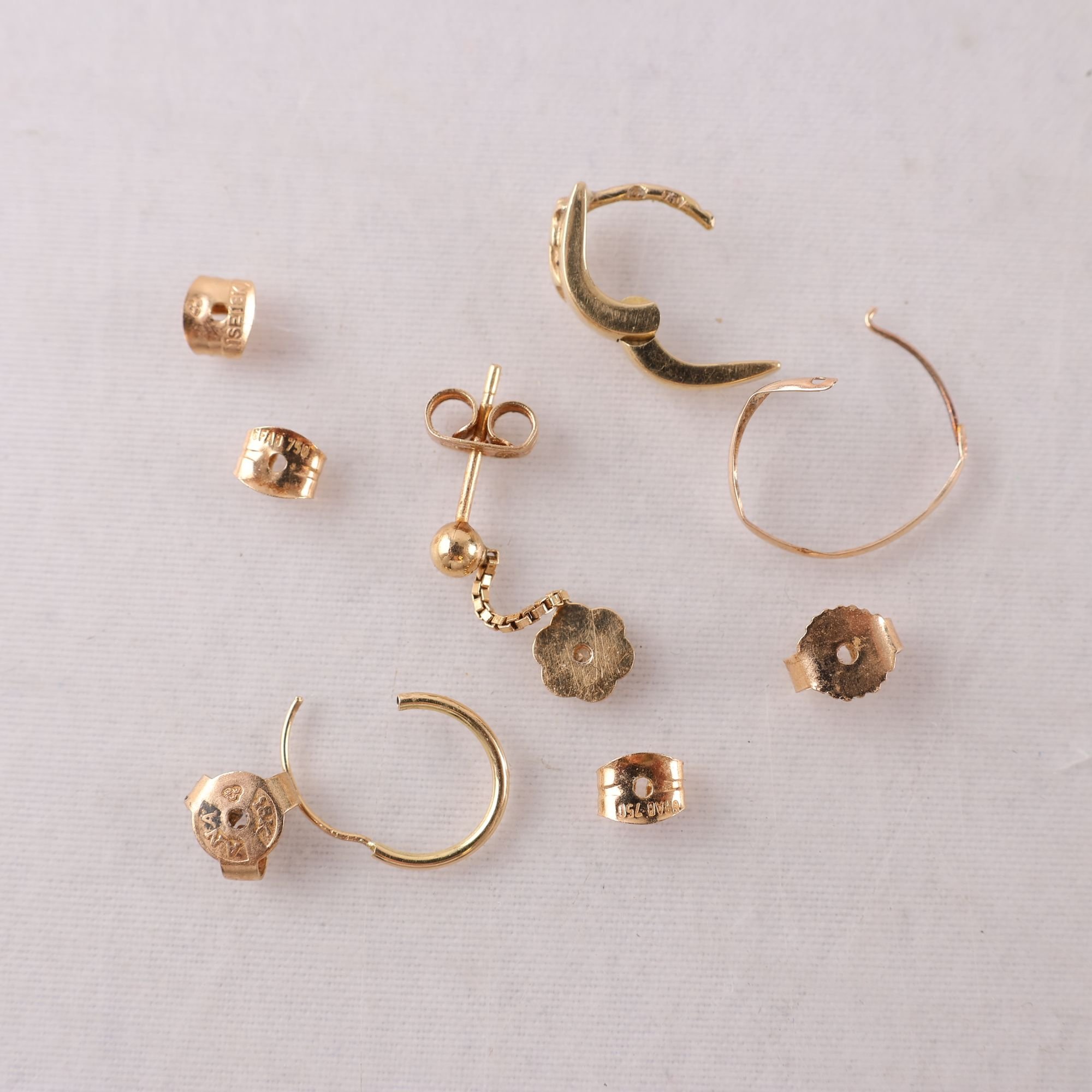 Skrotguld 18k, vikt: 2.5g