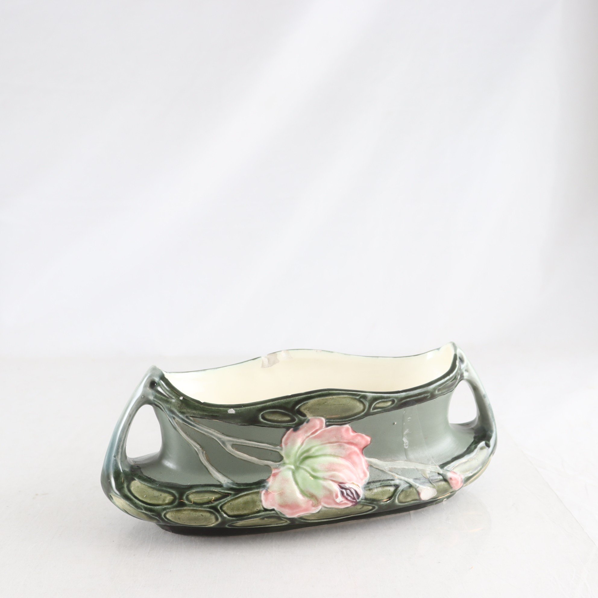 Jardiniere, majolika, jugend, (1890-1910). Samfraktas ej.