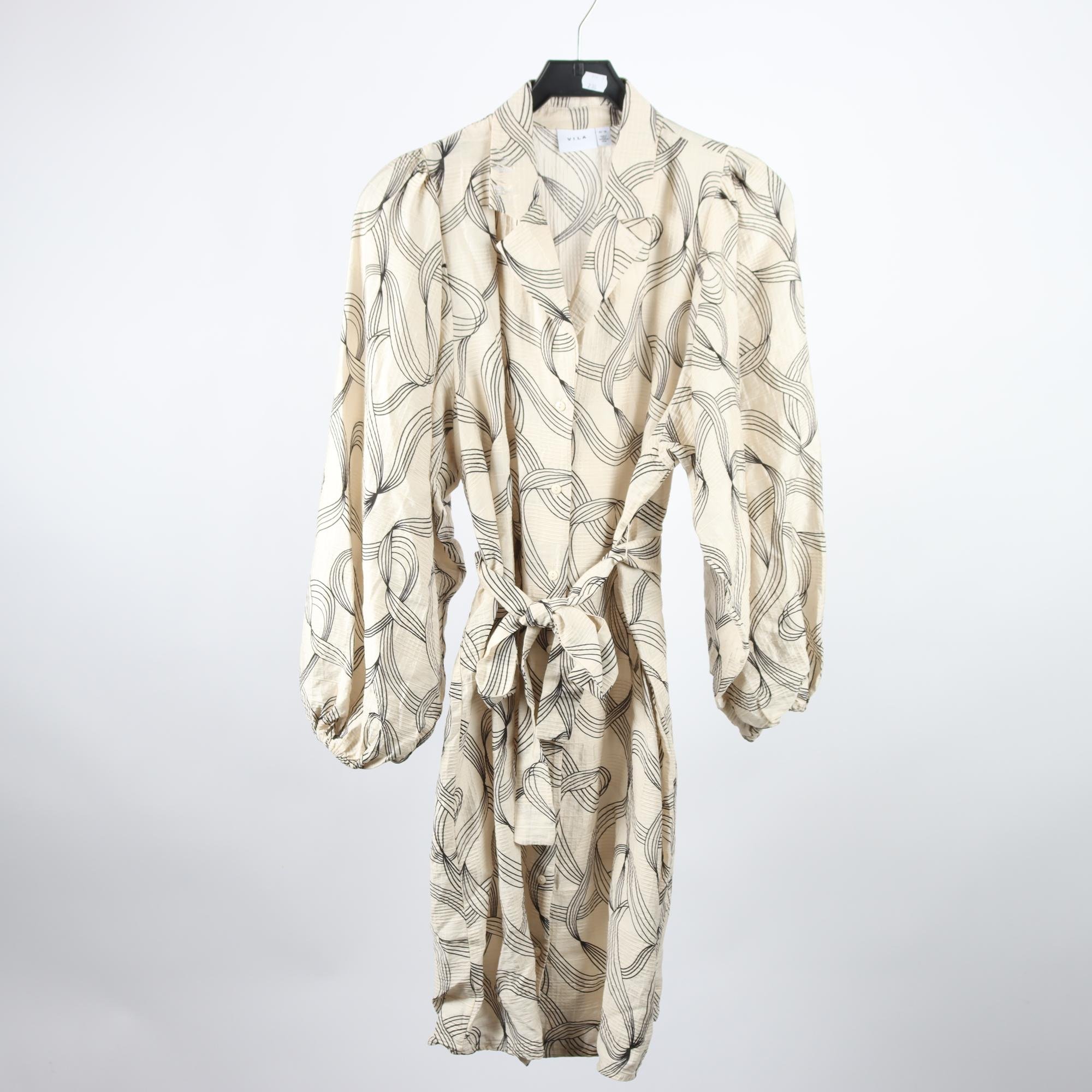 Klänning, Vila, mönstrad, stl. 38