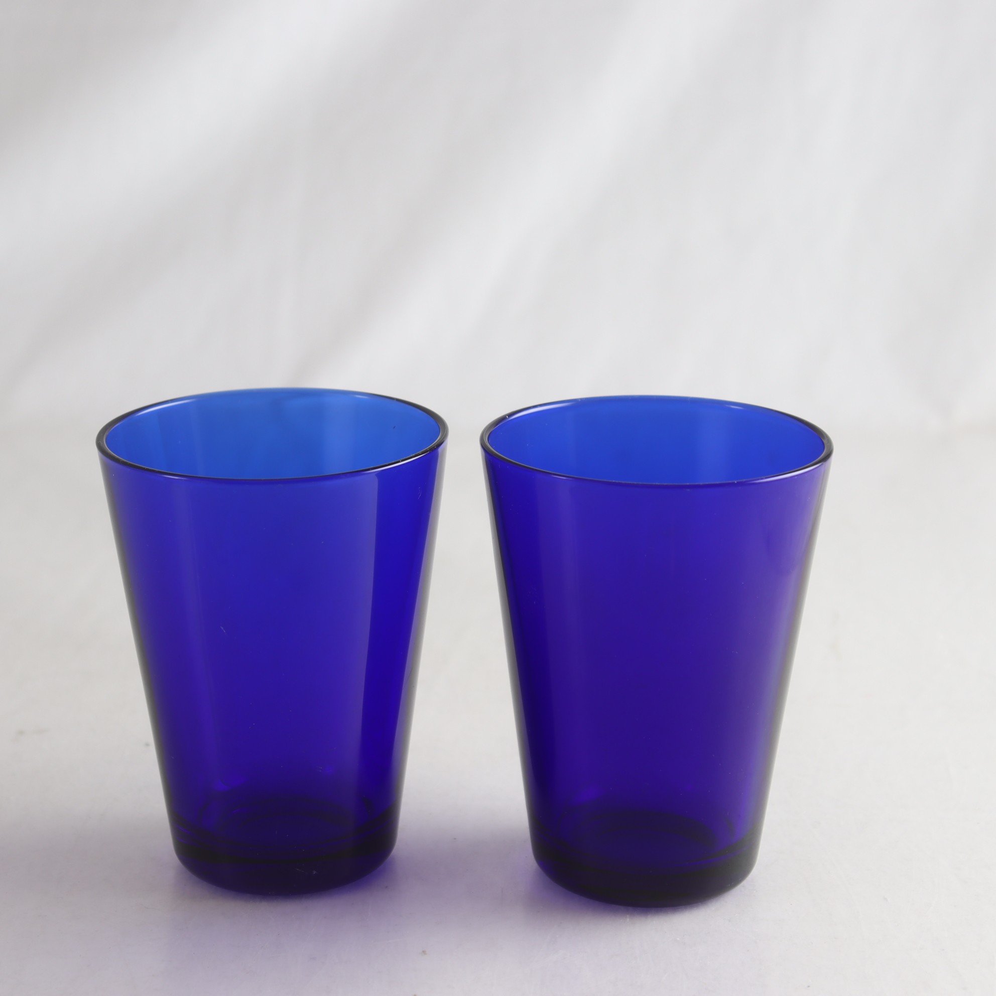 Glas, Iittala, ”Kartio”, Kaj Franck, blå, 2 st.