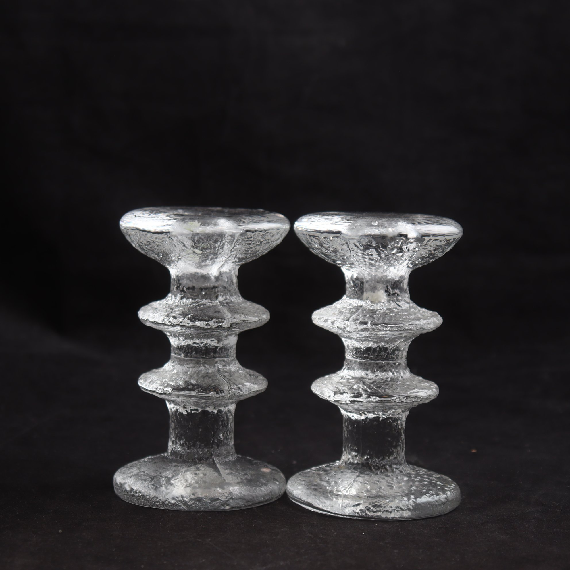 Paret ljusstakar, Festivo, Timo Sarpaneva, Iittala, monogramsignerad