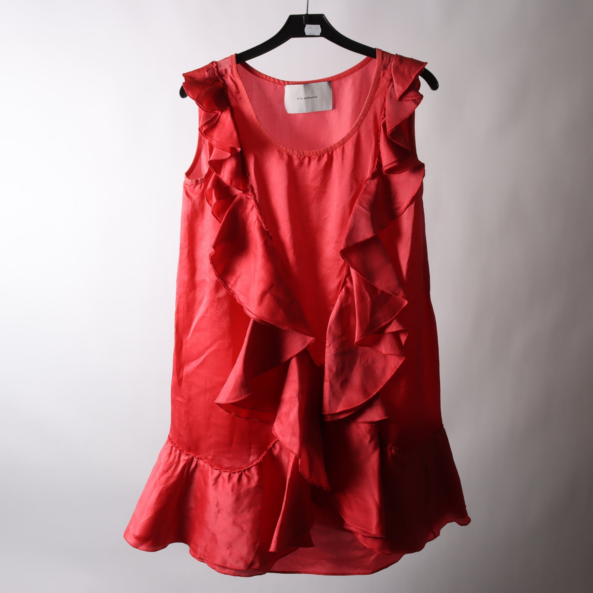 Klänning, Atis Artemjevs, ljusröd, stl. ca. S.