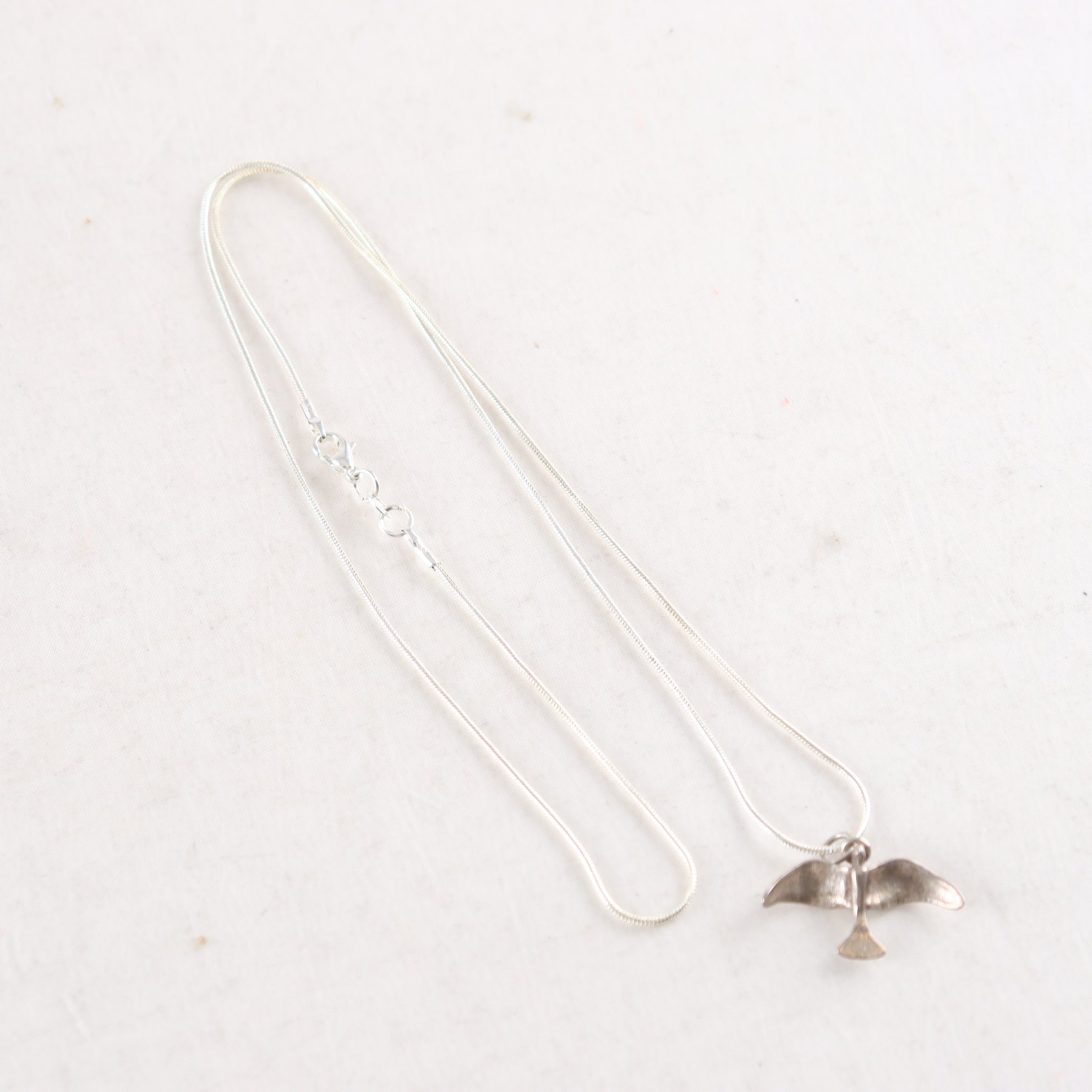 Halsband & Hänge, silver. Vikt: 6,4 g