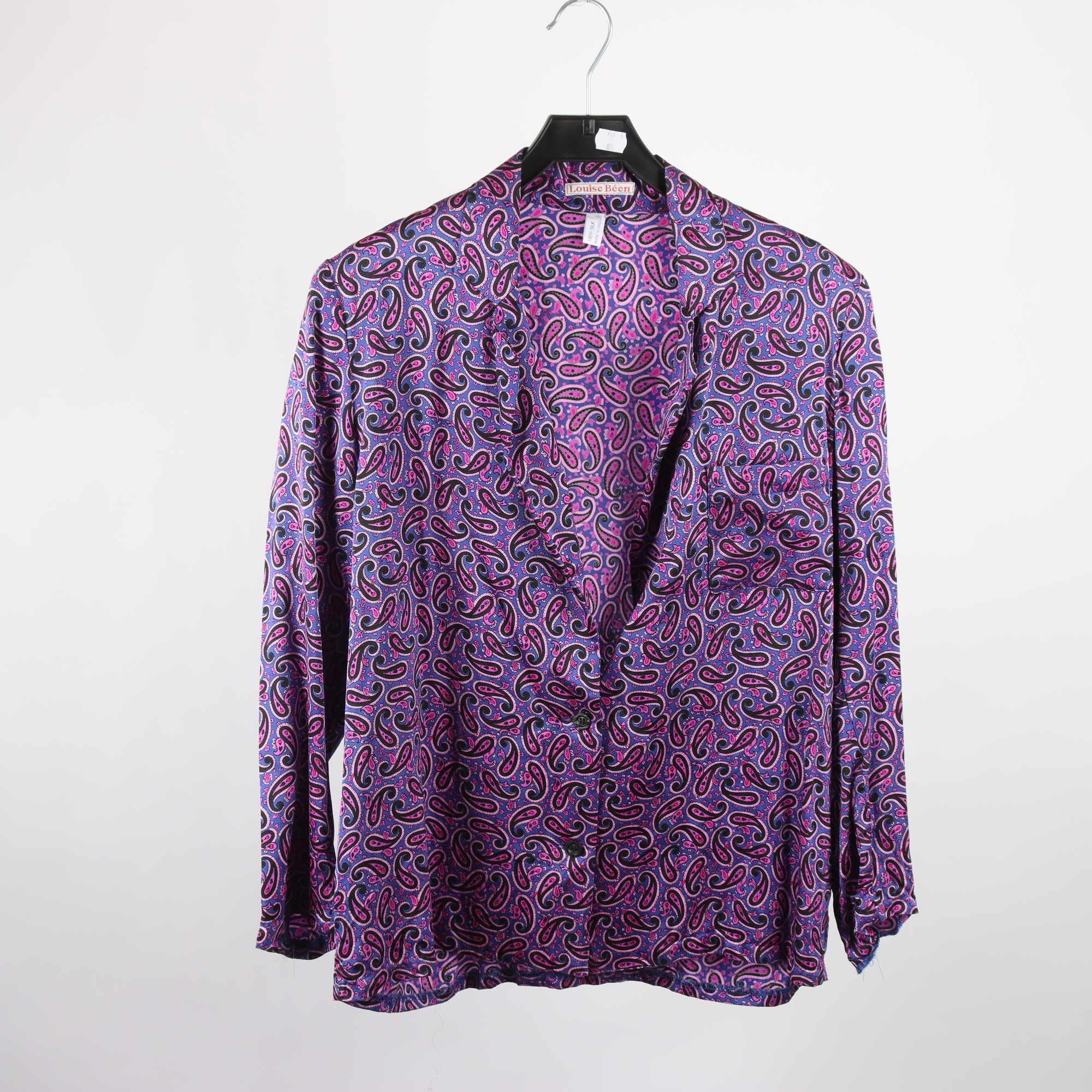 Blus/sovplagg, Louise Bèen, mönstrad, stl. 40