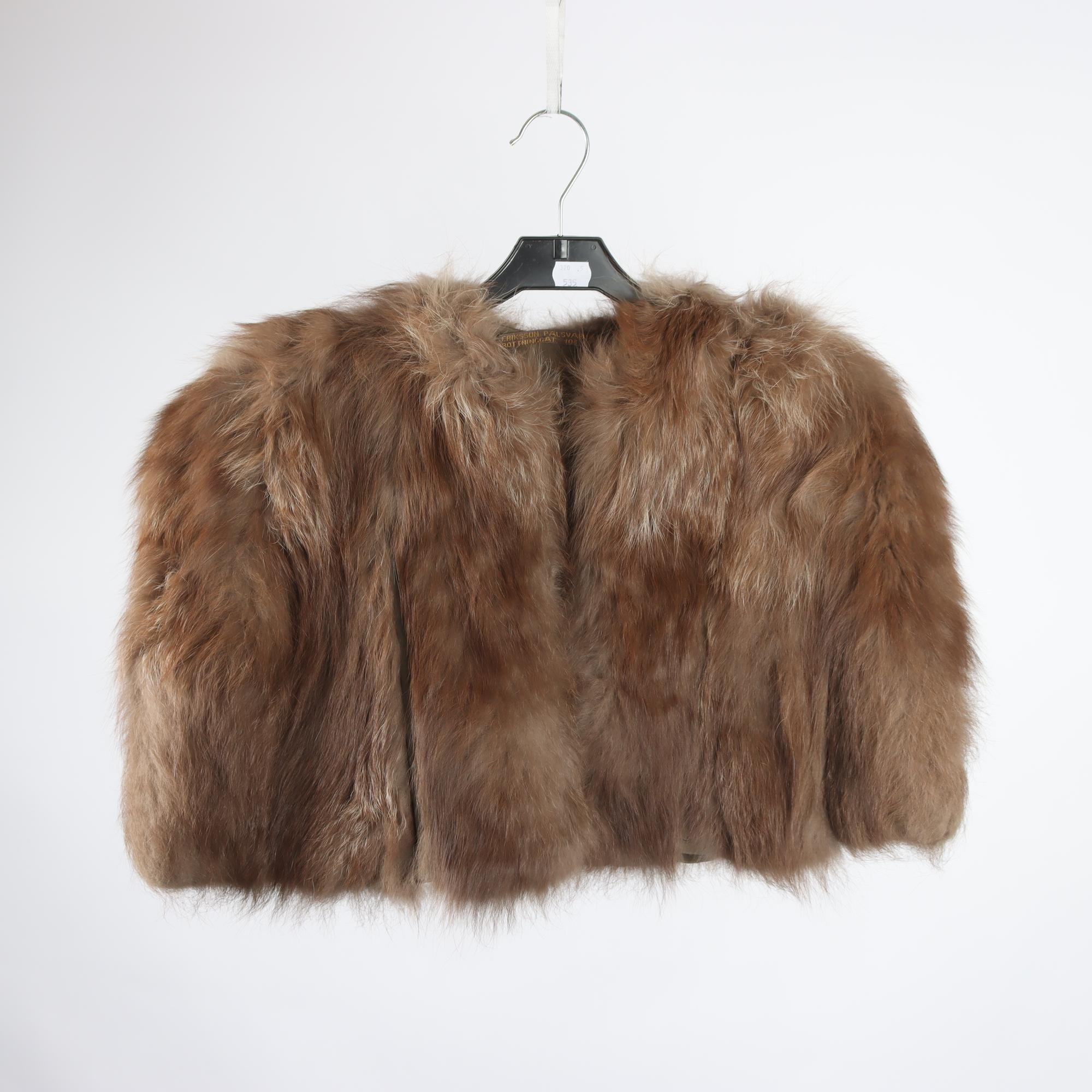 Cape, Eriksson Pälsvaruaffär, beige, stl. one size.