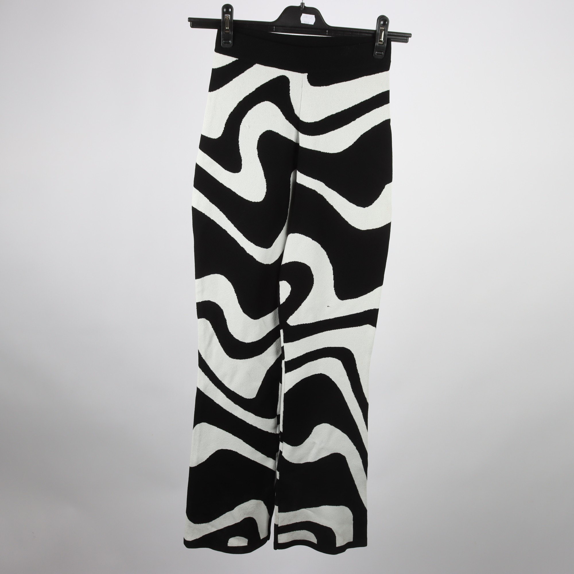 Byxor, & Other Stories, svart, vit, stickade, stl. XS.