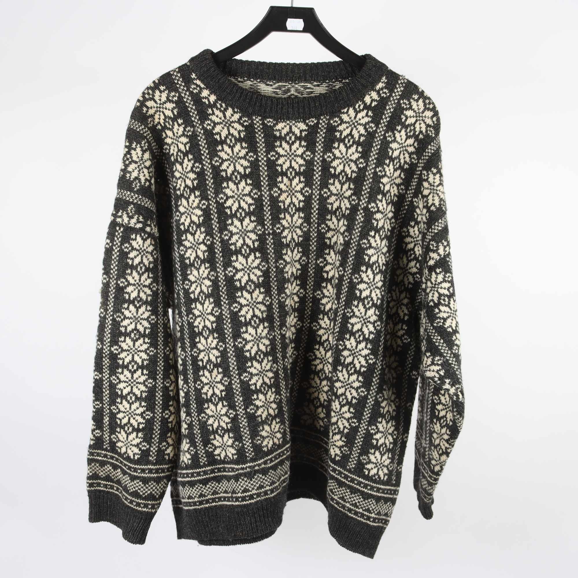 Tröja, Okänd, vit, svart, ull, stl. ca. XL.