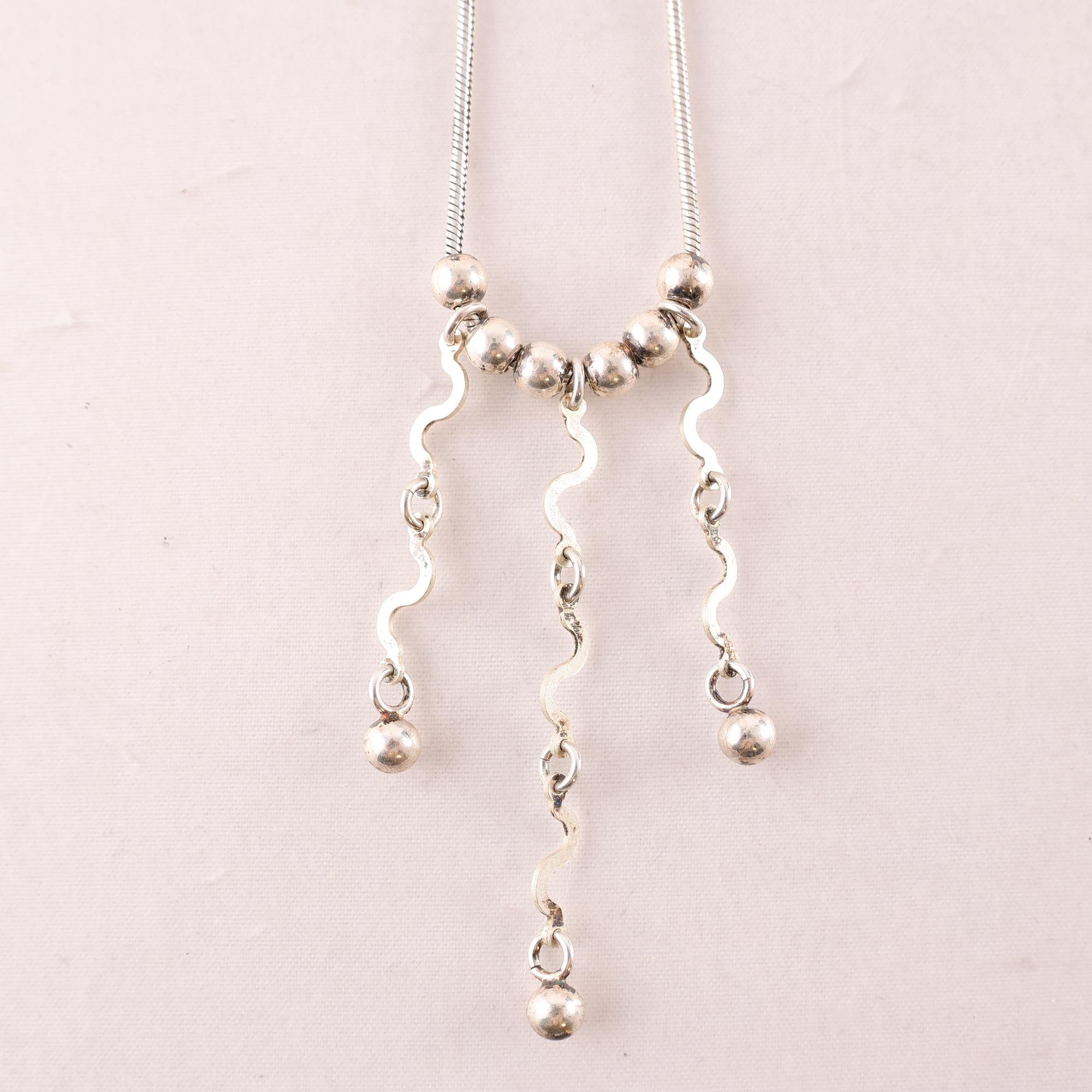 Halsband & hängen, silver, vikt: 11.7g