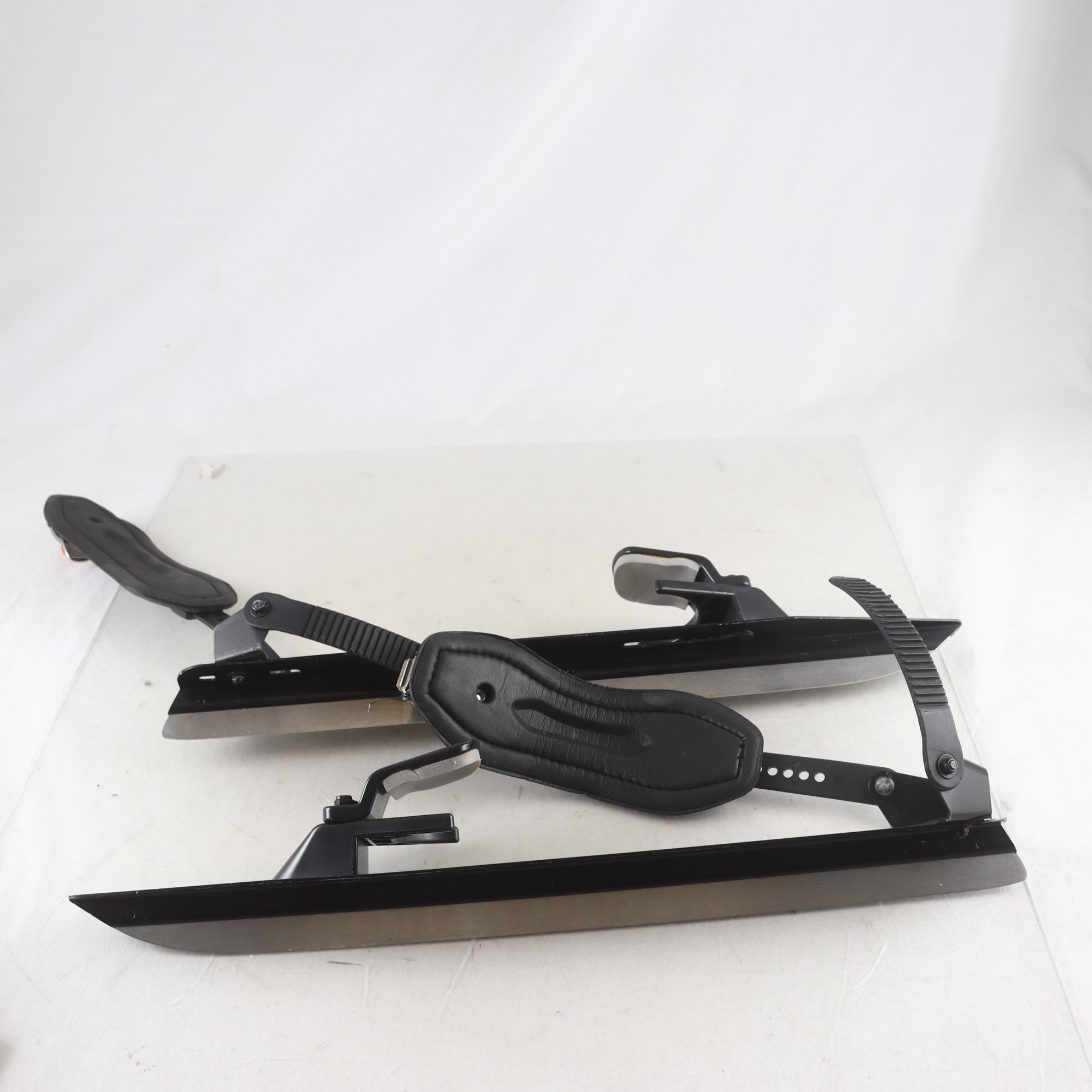 Långfärdsskridskor, Everest. samfraktas ej.