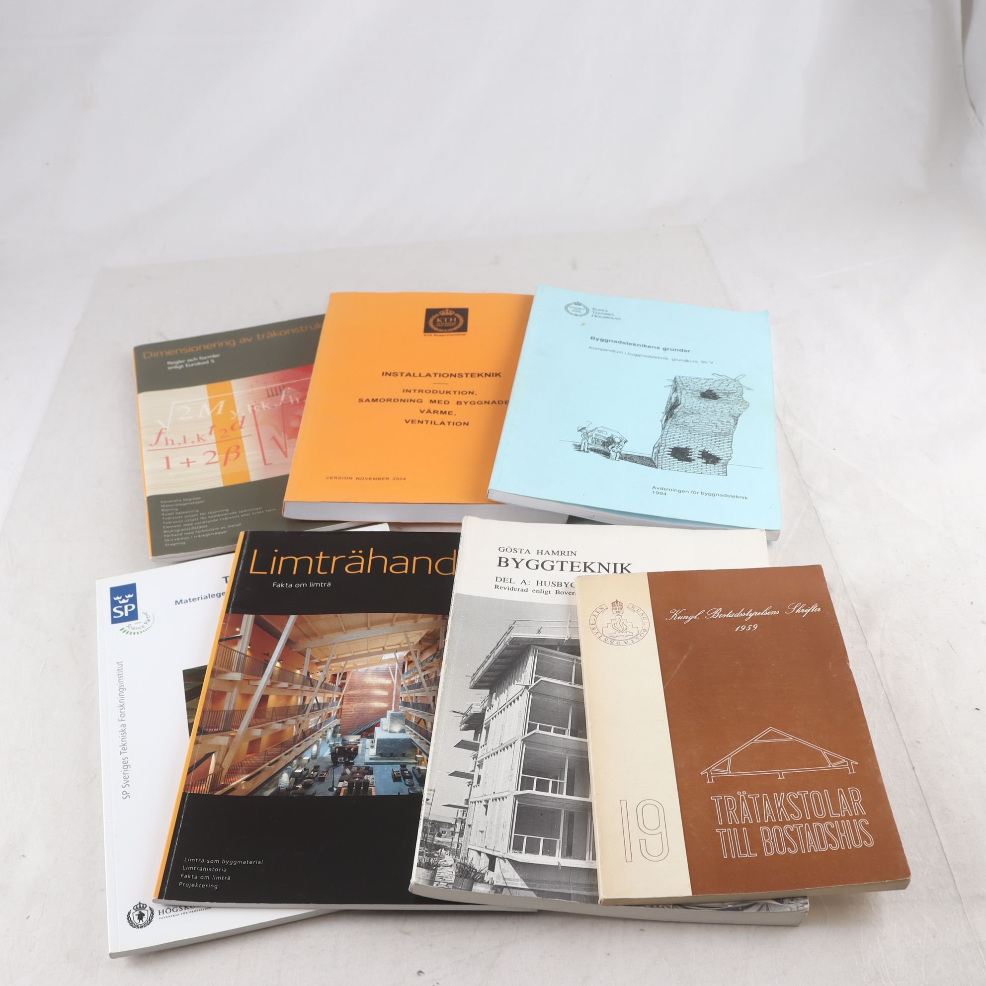 Byggnadsteknik, äldre och nyare häften och kompendier, 7 st.