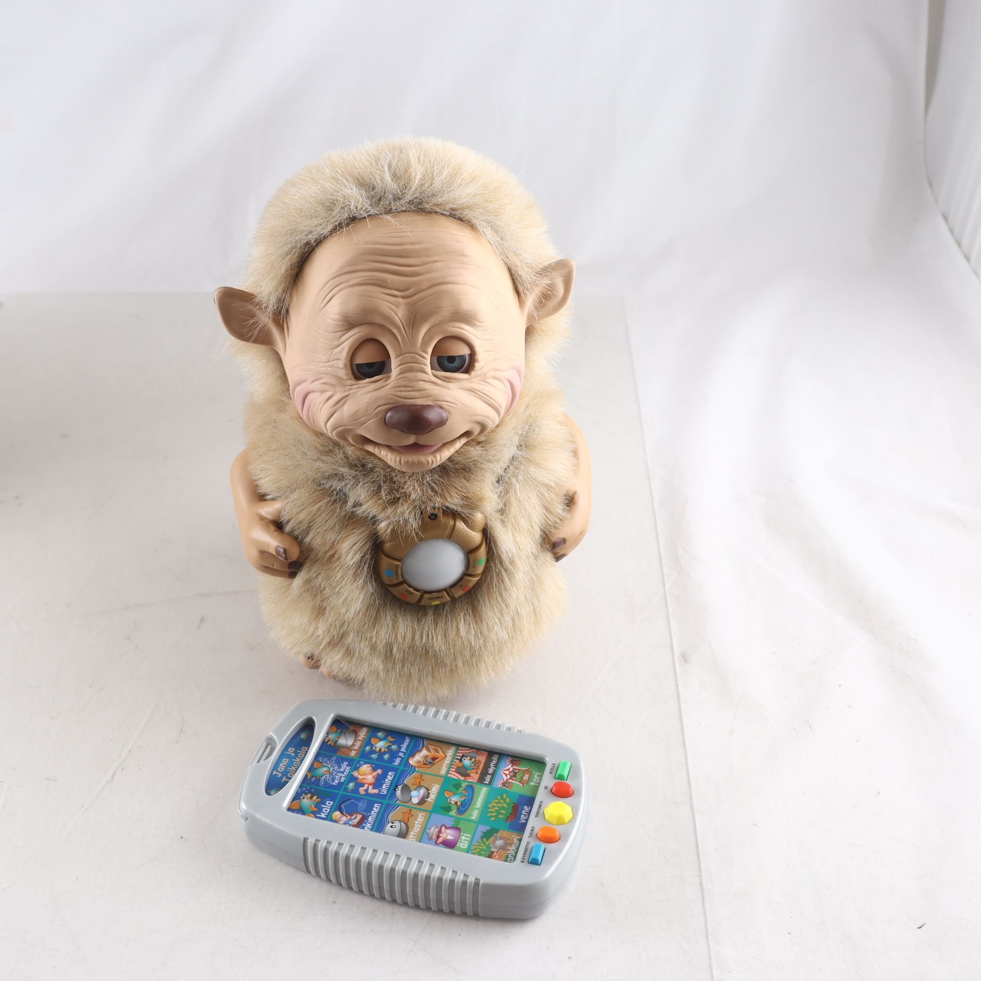 Docka, Yano, i org kartong.