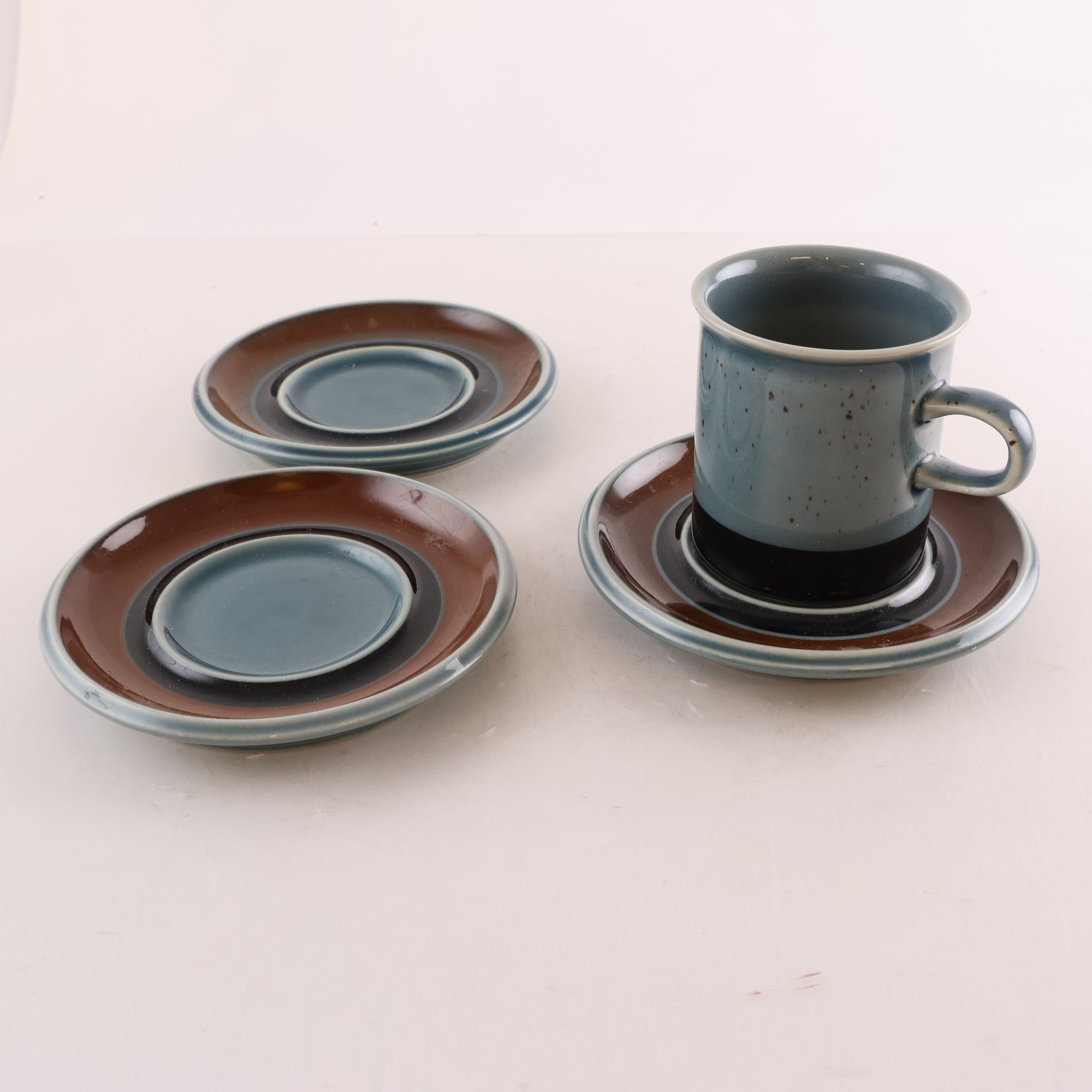 1 kopp med 3 fat, Arabia Meri, Ulla Procopé