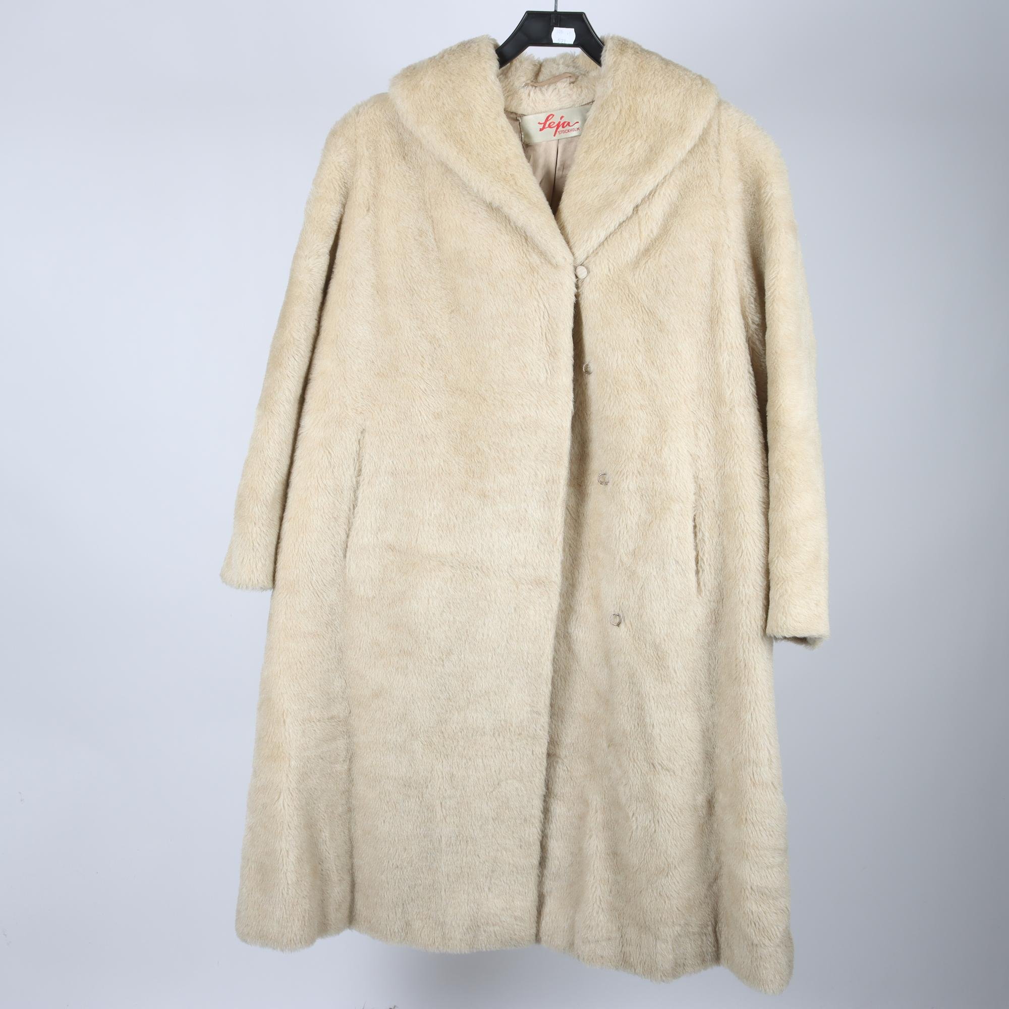 Pälsjacka, Leja Stockholm, beige, 100% alpaca, stl. ca. S/M.