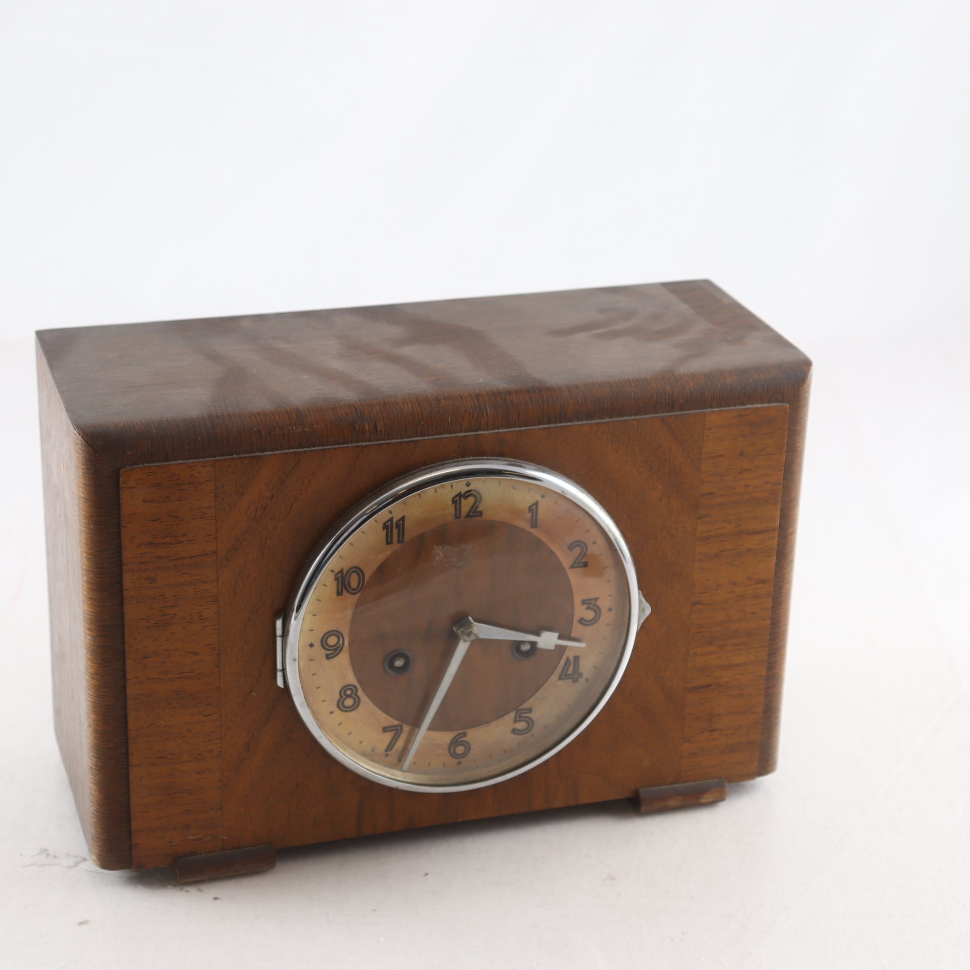 Bordsur, Art-deco, Gustav Becker. Repobjekt. Endast avhämtning.