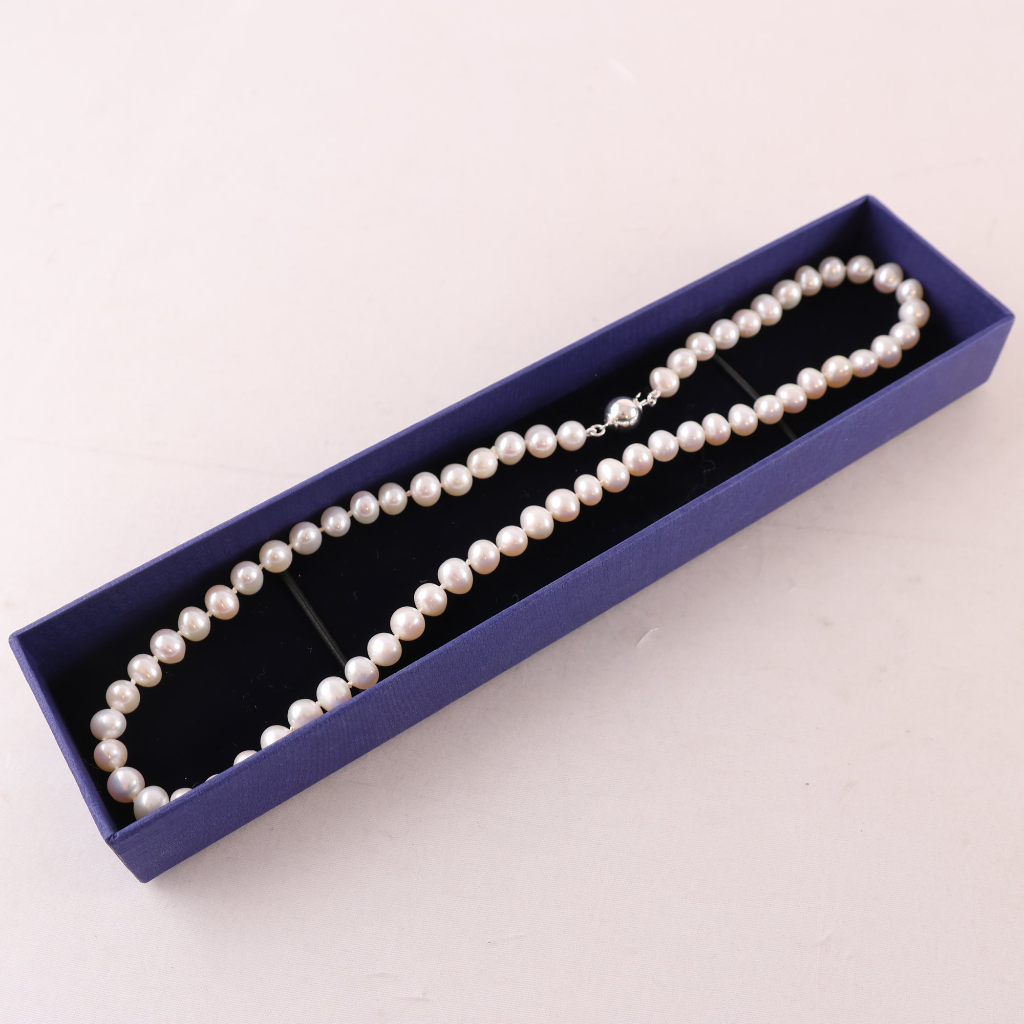 Halsband, collier, sötvattenspärlor, lås i silver